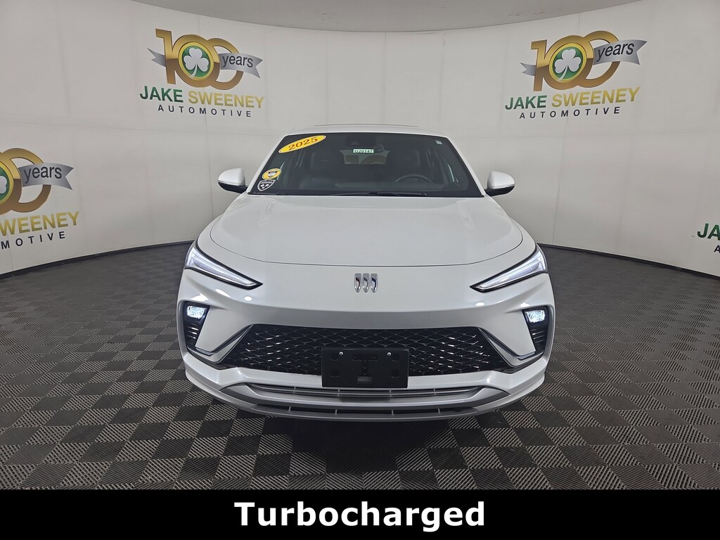 Used 2025 Buick Envista Avenir SUV