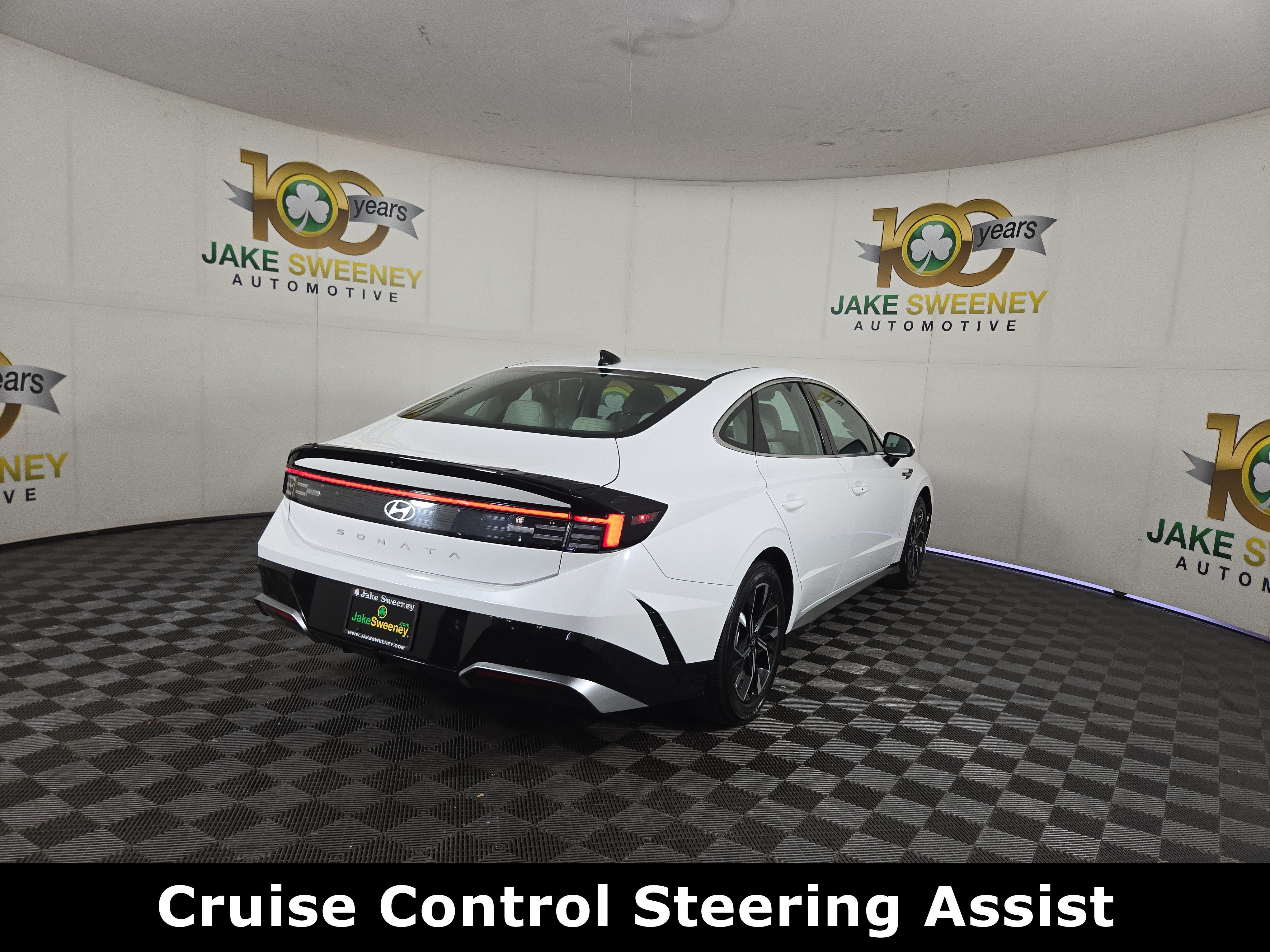 2025 Hyundai Sonata SEL - Photo 9