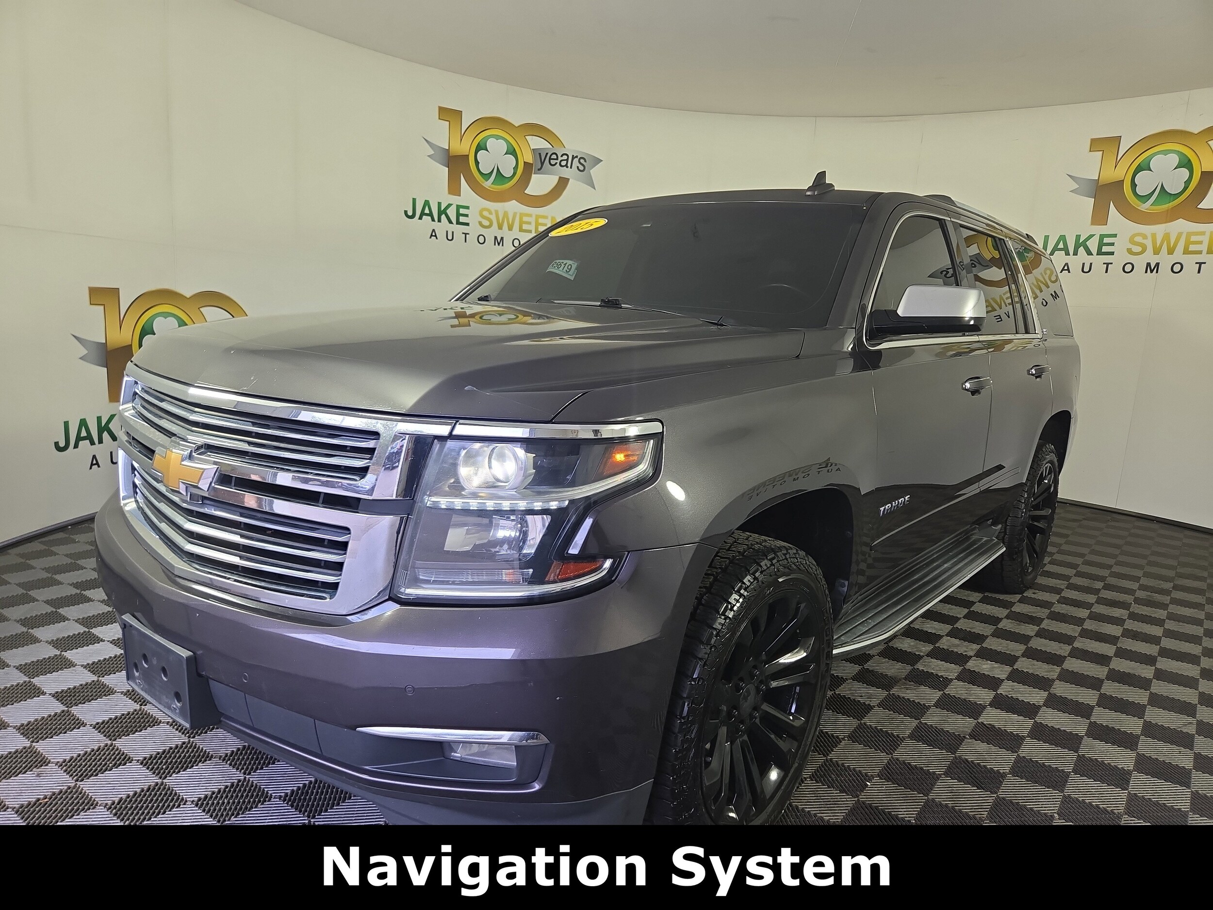 2015 Chevrolet Tahoe LTZ photo 2