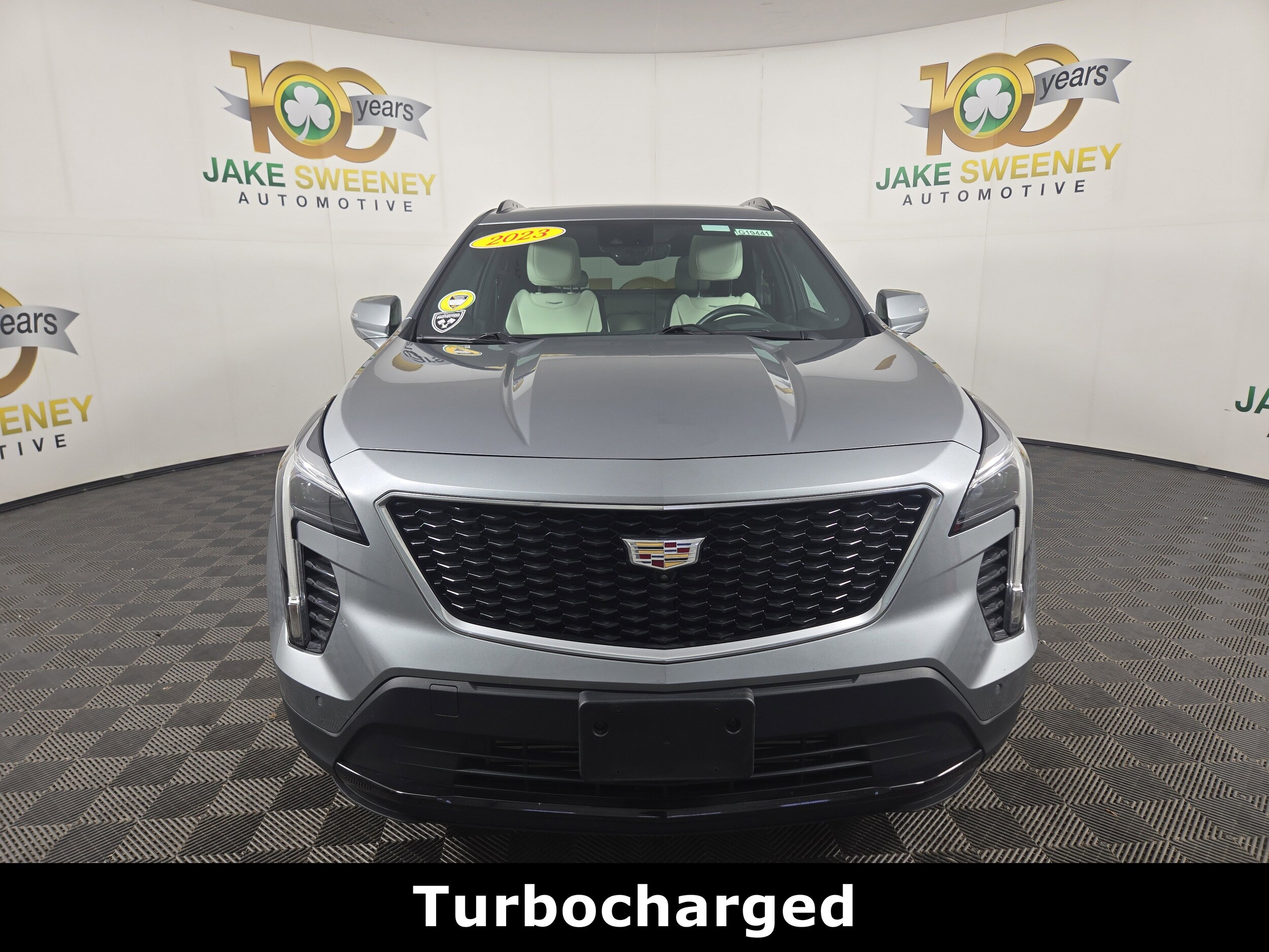 2023 Cadillac XT4 Sport photo 2