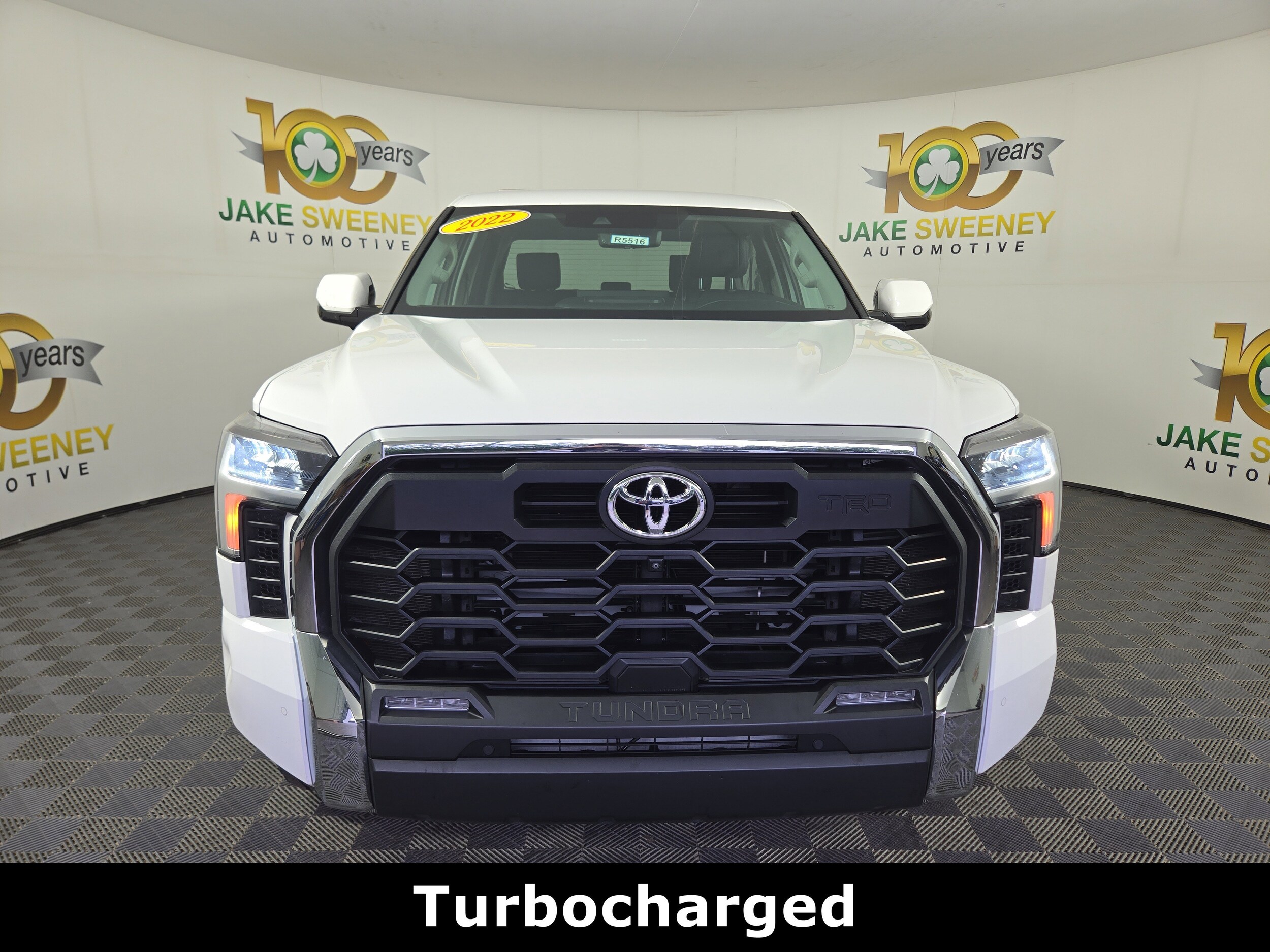 2022 Toyota Tundra SR5 photo 2