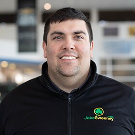 Staff member Dustin Davis from ID_b92803c74b40