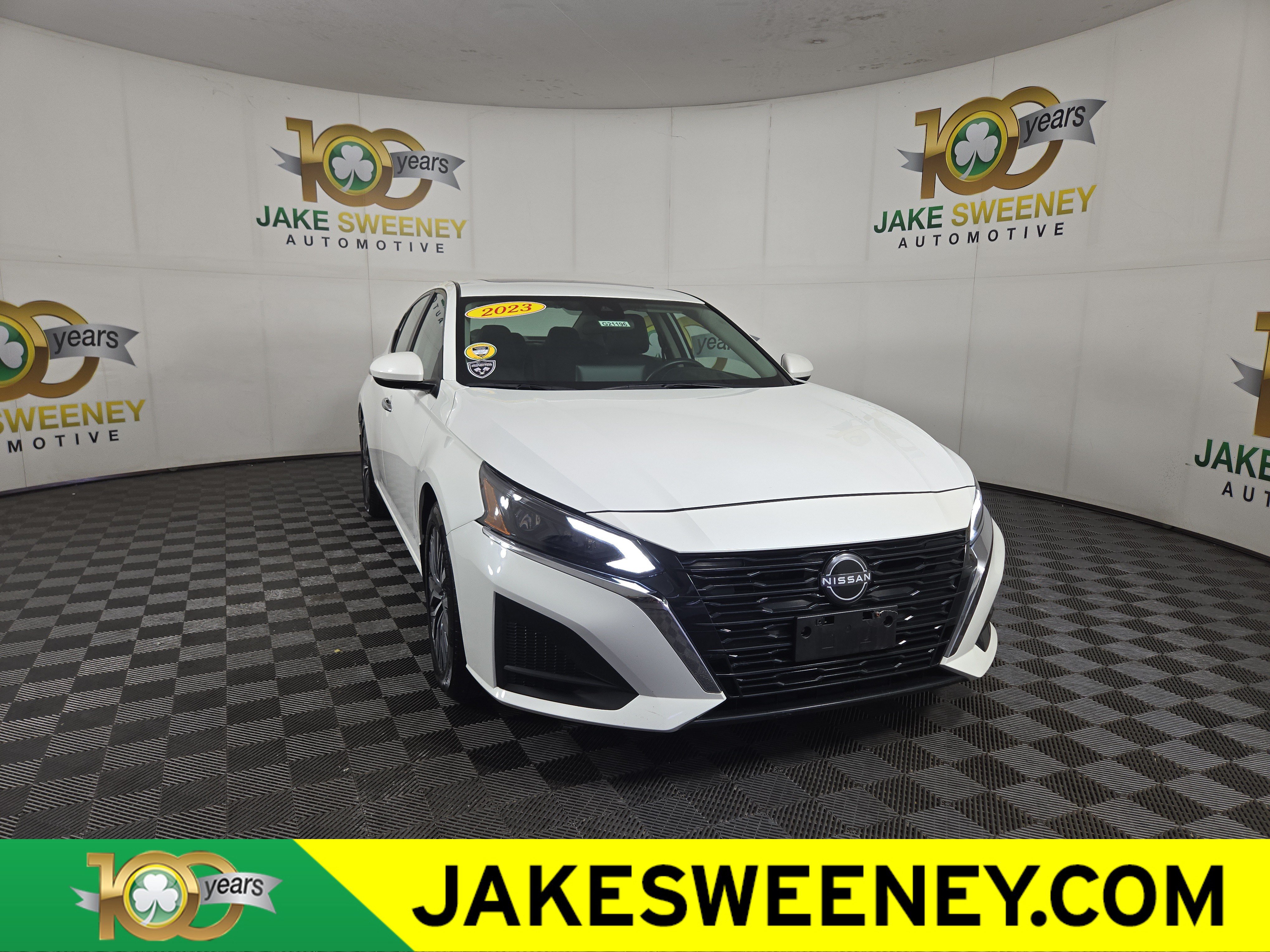 Used 2023 Nissan Altima SV FWD Sedan