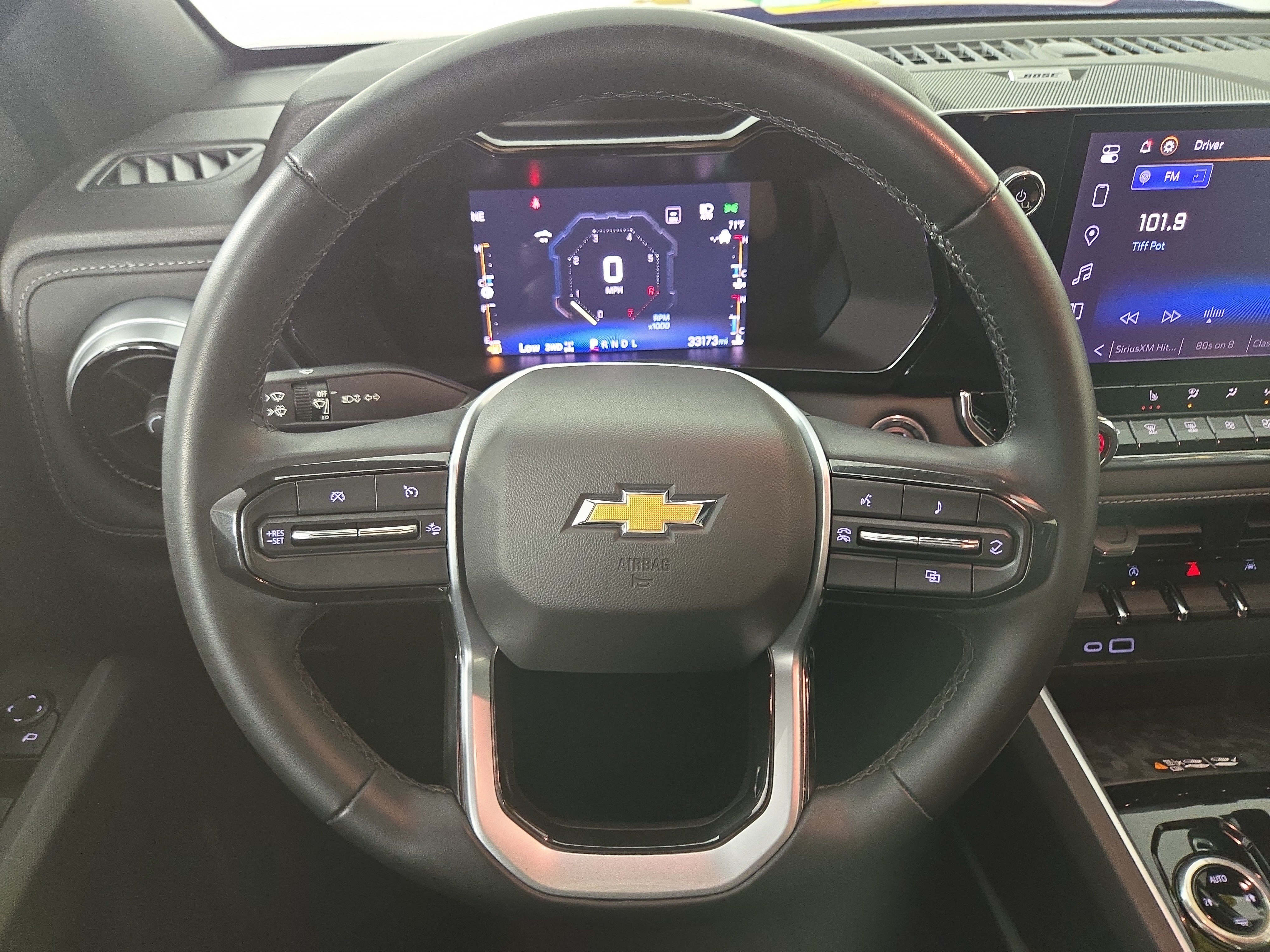 2023 Chevrolet Colorado LT - Photo 14