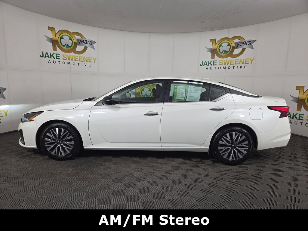 Used 2024 Nissan Altima 2.5 SV Sedan