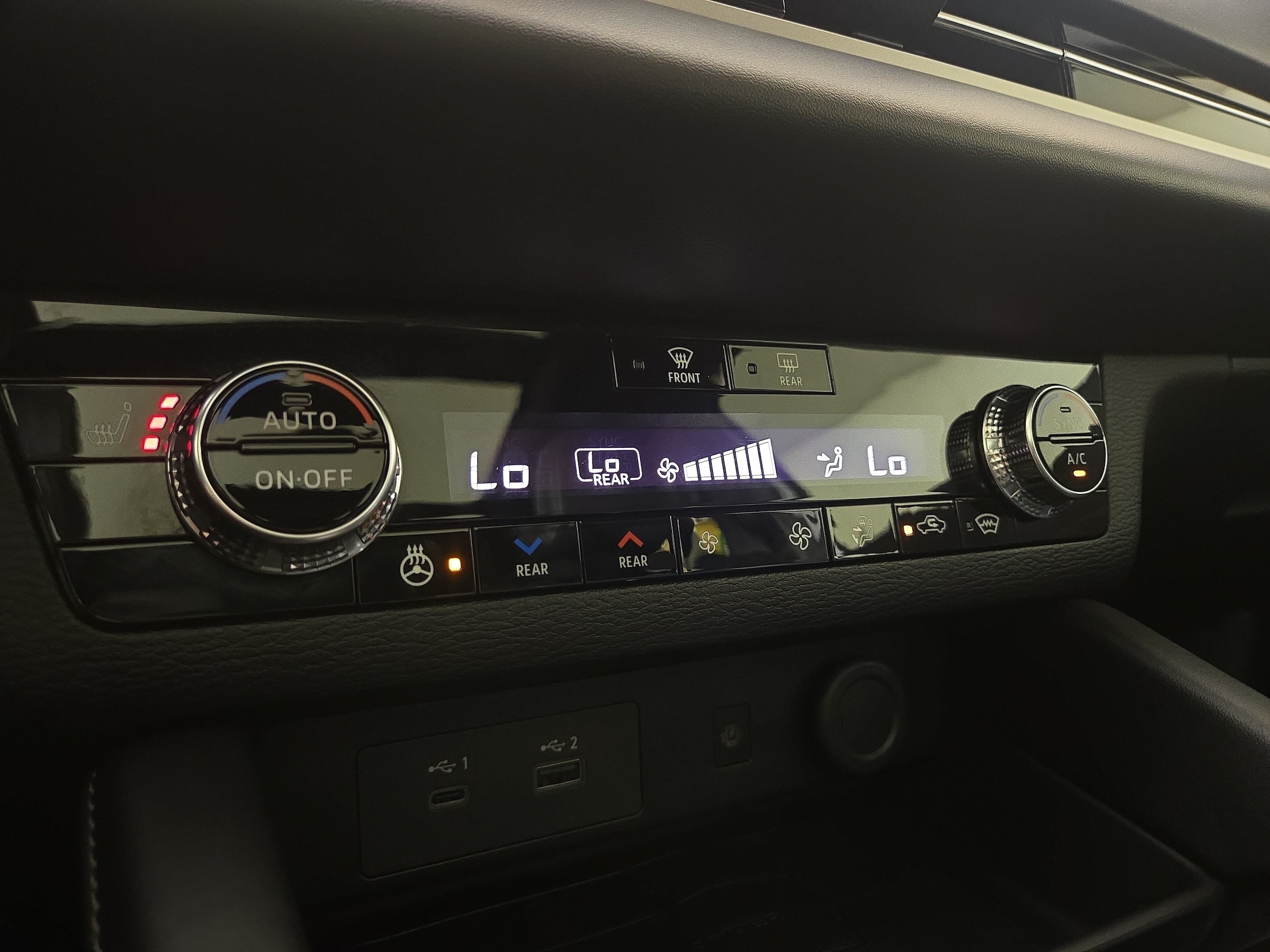 2024 Mitsubishi Outlander SEL Black Edition - Photo 29