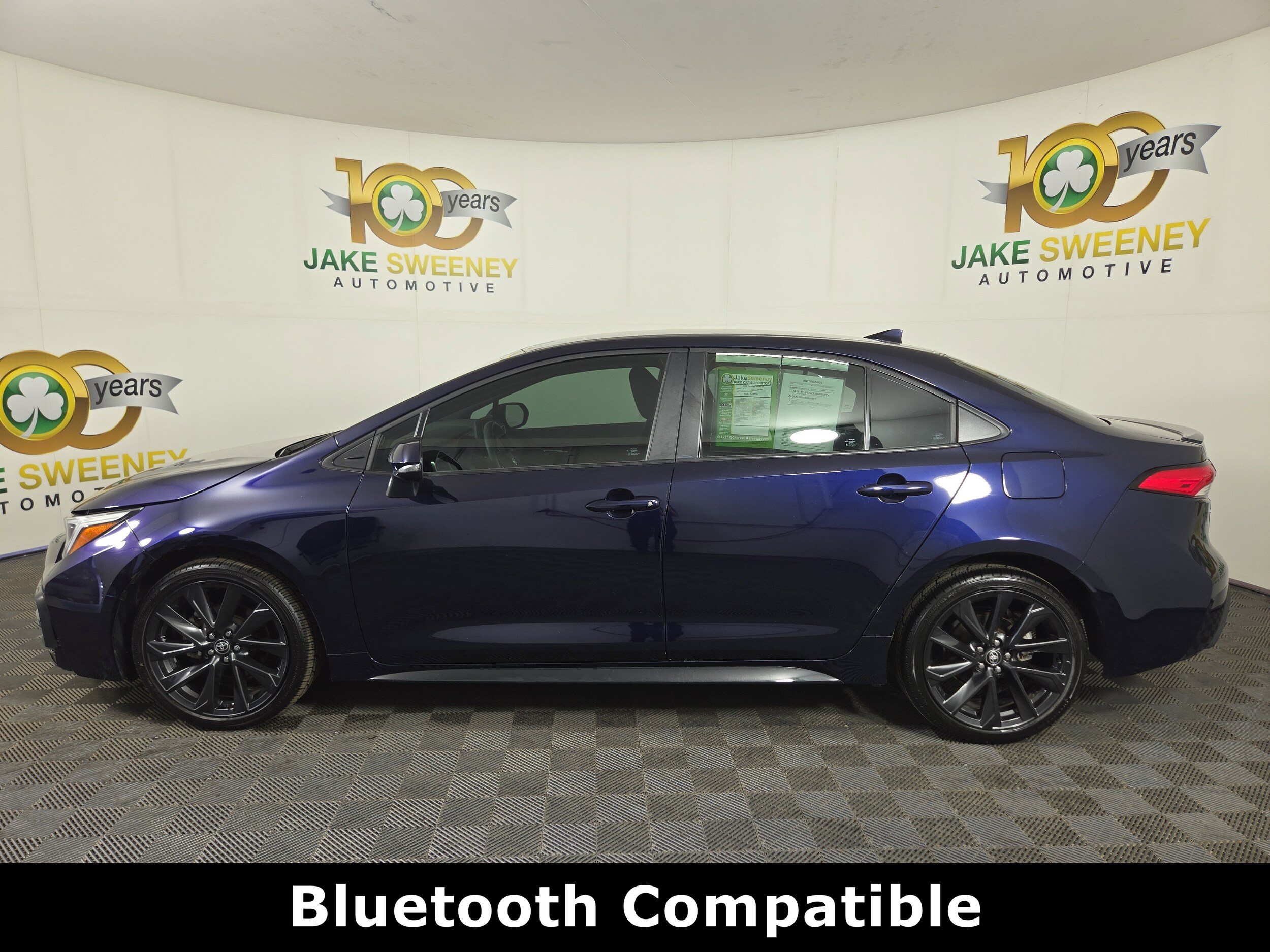2023 Toyota Corolla SE photo 4