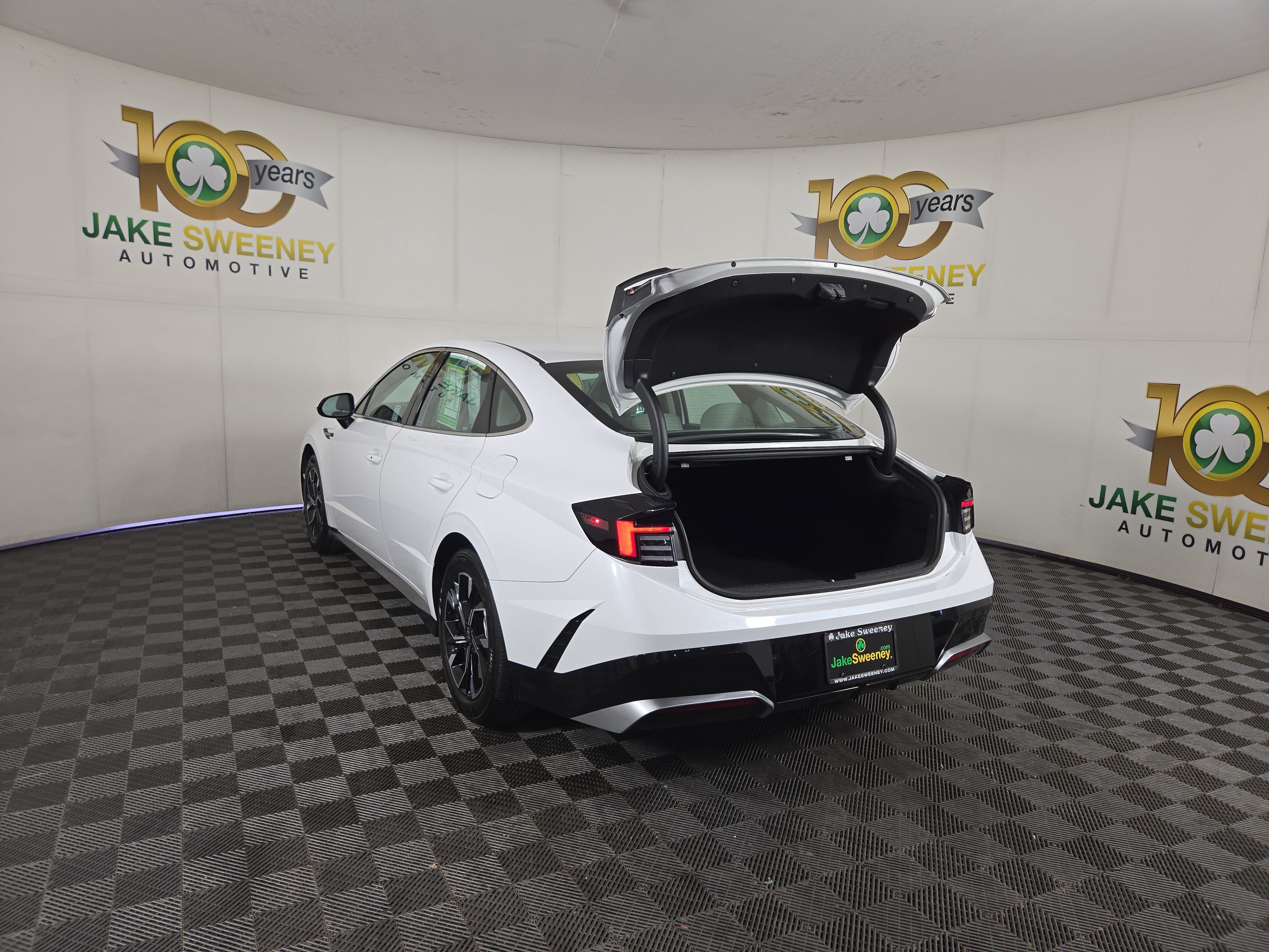 2025 Hyundai Sonata SEL - Photo 30