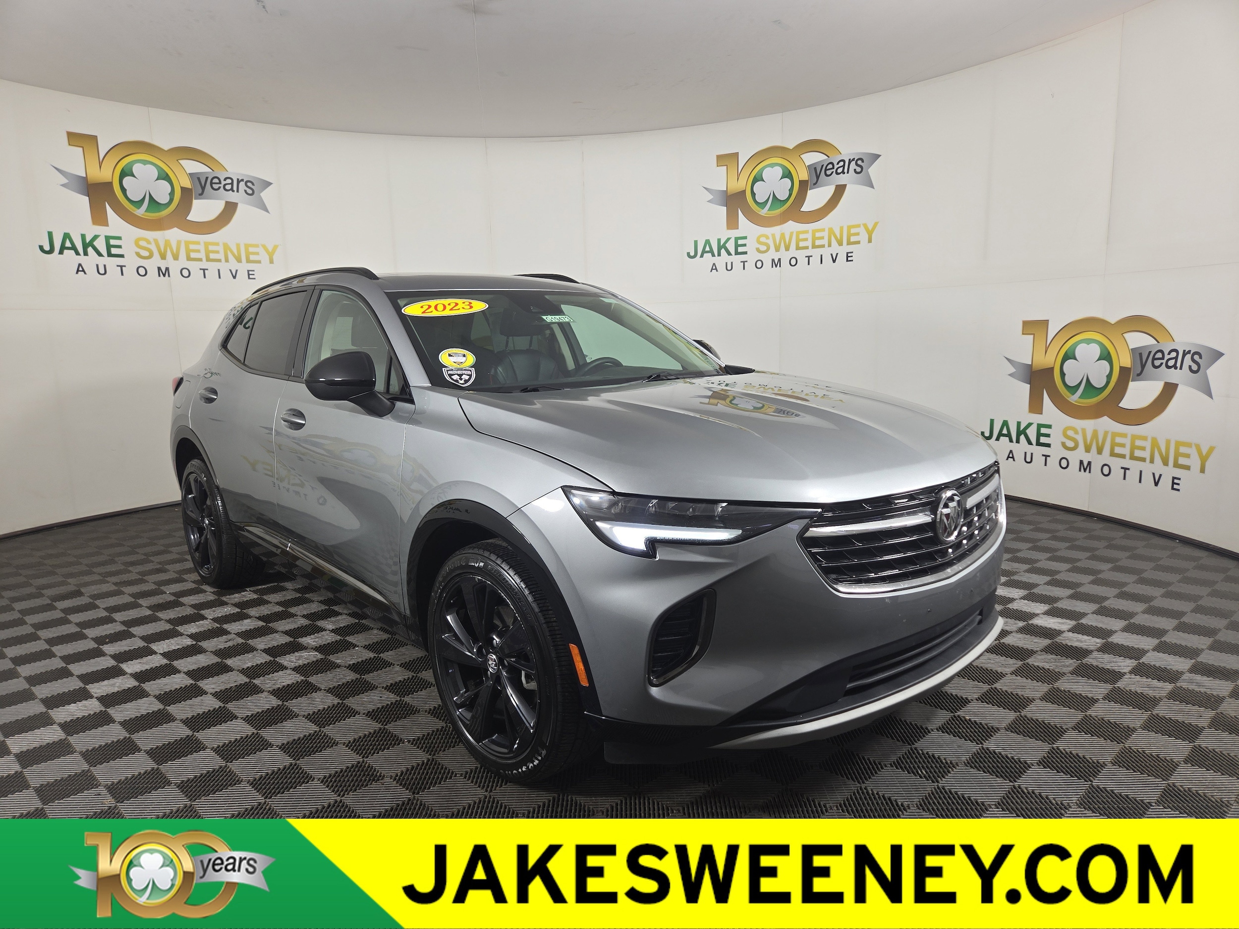 2023 Buick Envision Essence's photo