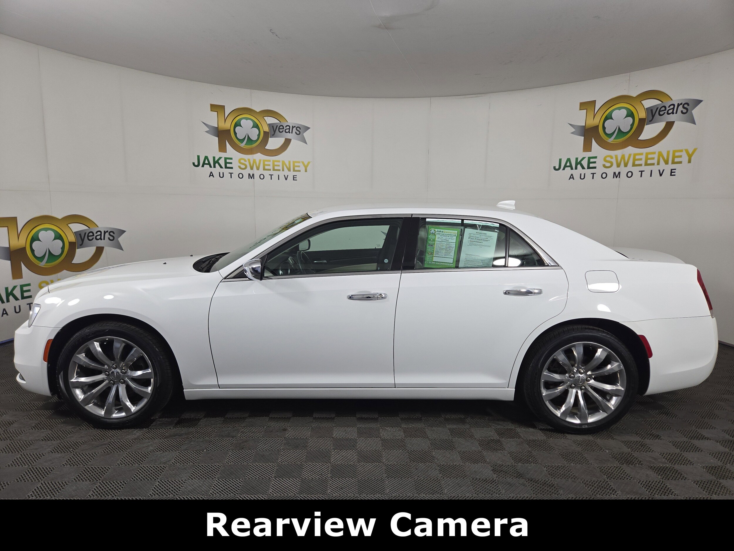 2019 Chrysler 300 Limited photo 3