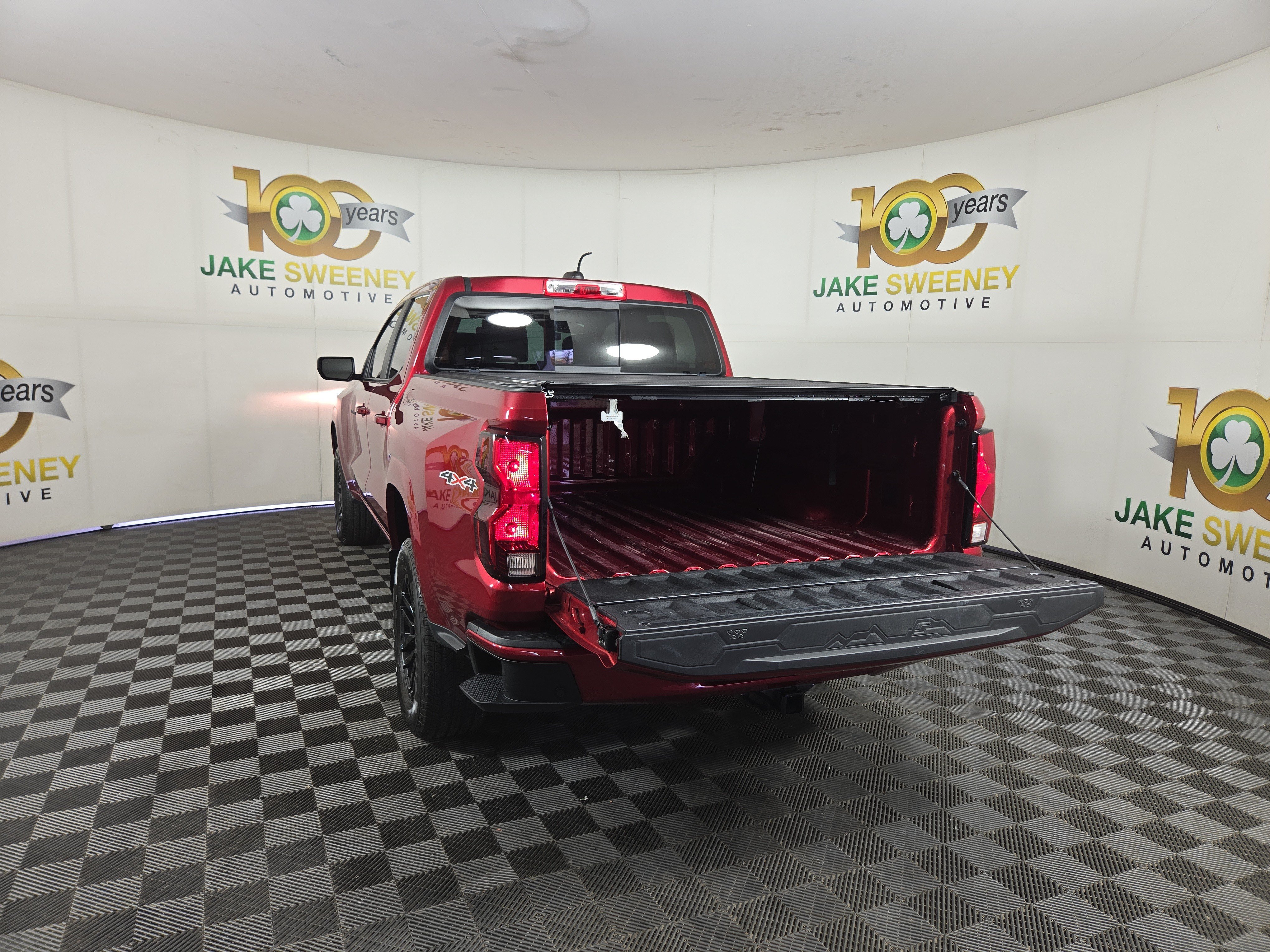 2023 Chevrolet Colorado LT - Photo 30