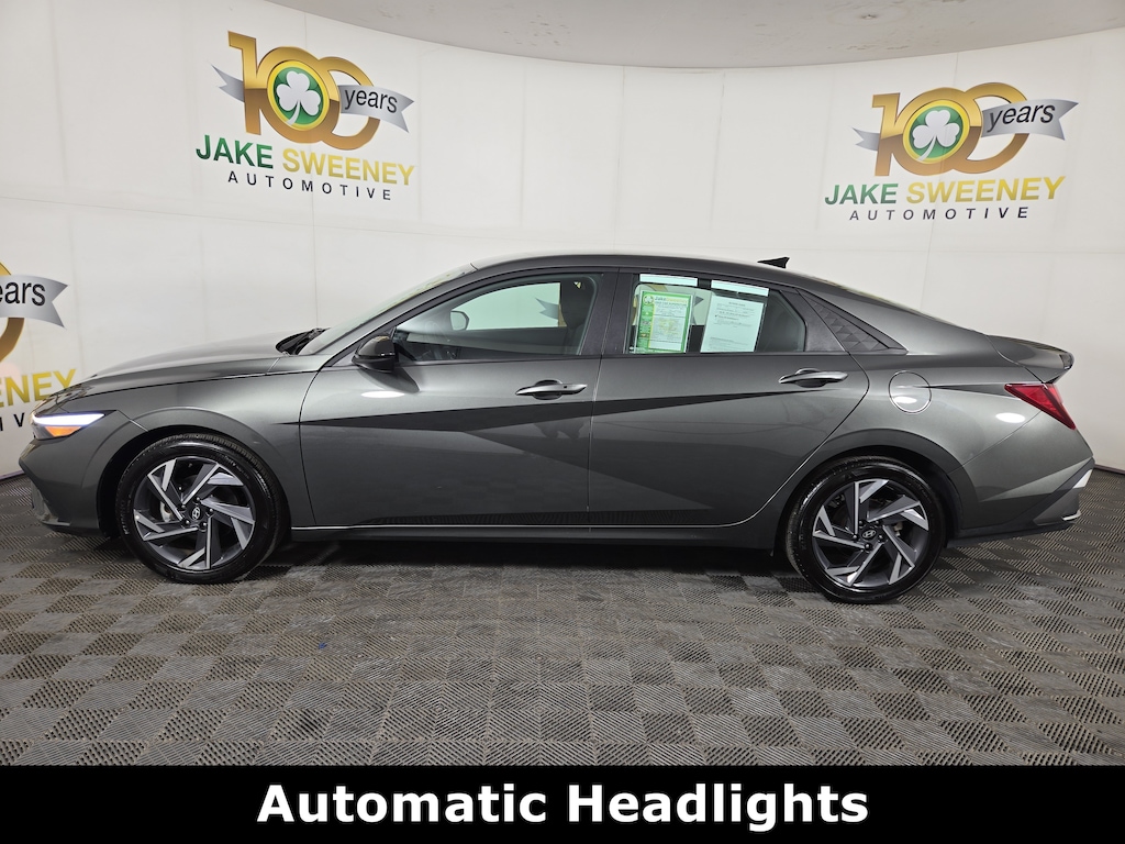 Used 2025 Hyundai Elantra SEL Sport Sedan