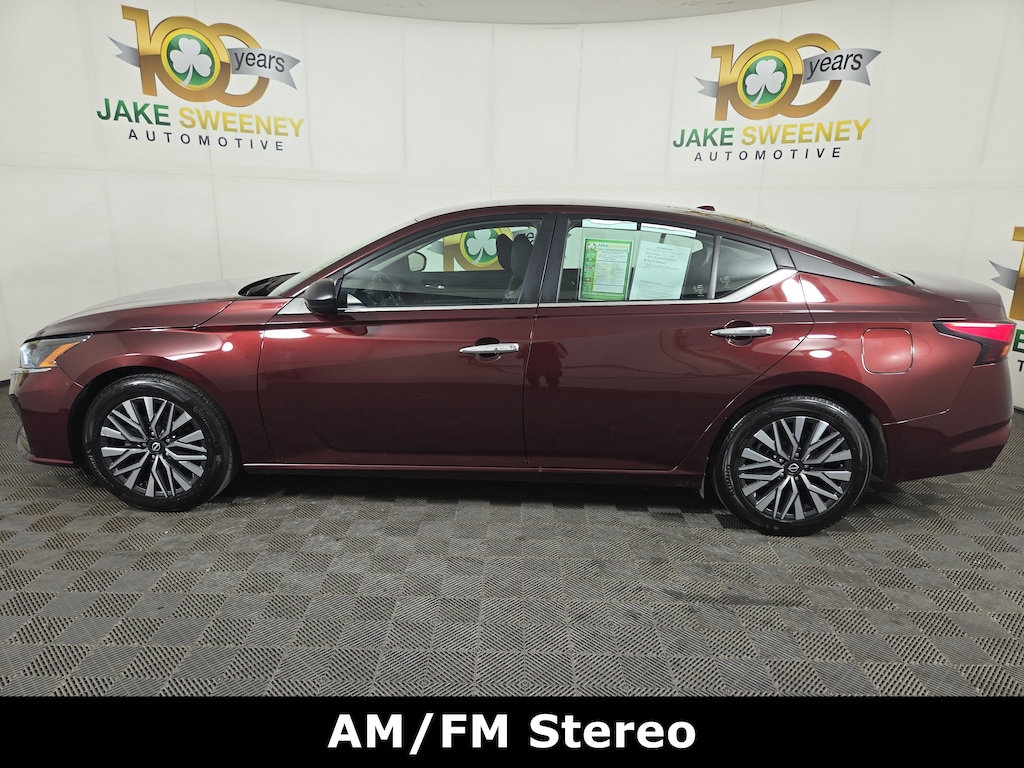 Used 2024 Nissan Altima 2.5 SV Sedan