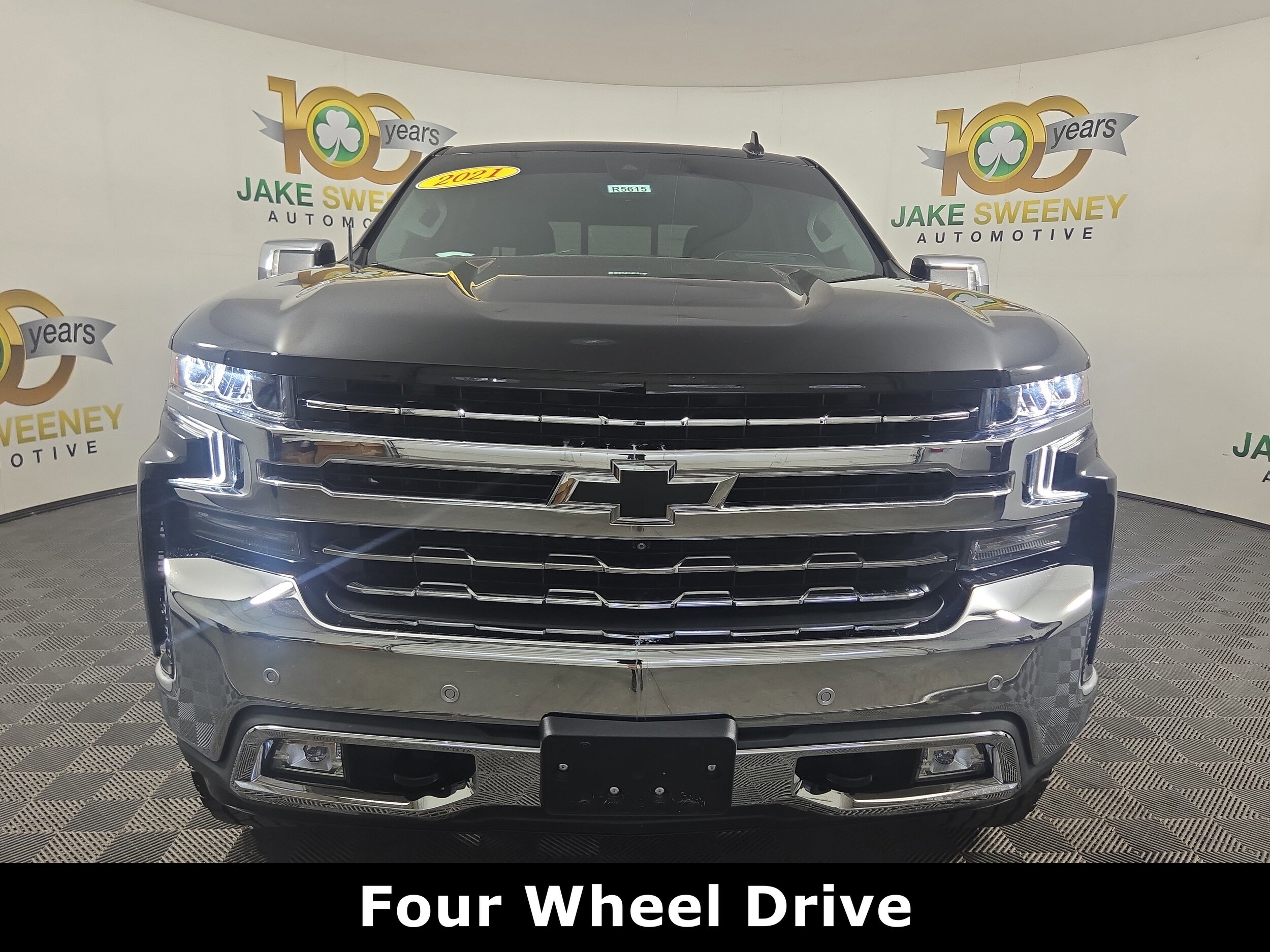 2021 Chevrolet Silverado 1500 LTZ photo 2