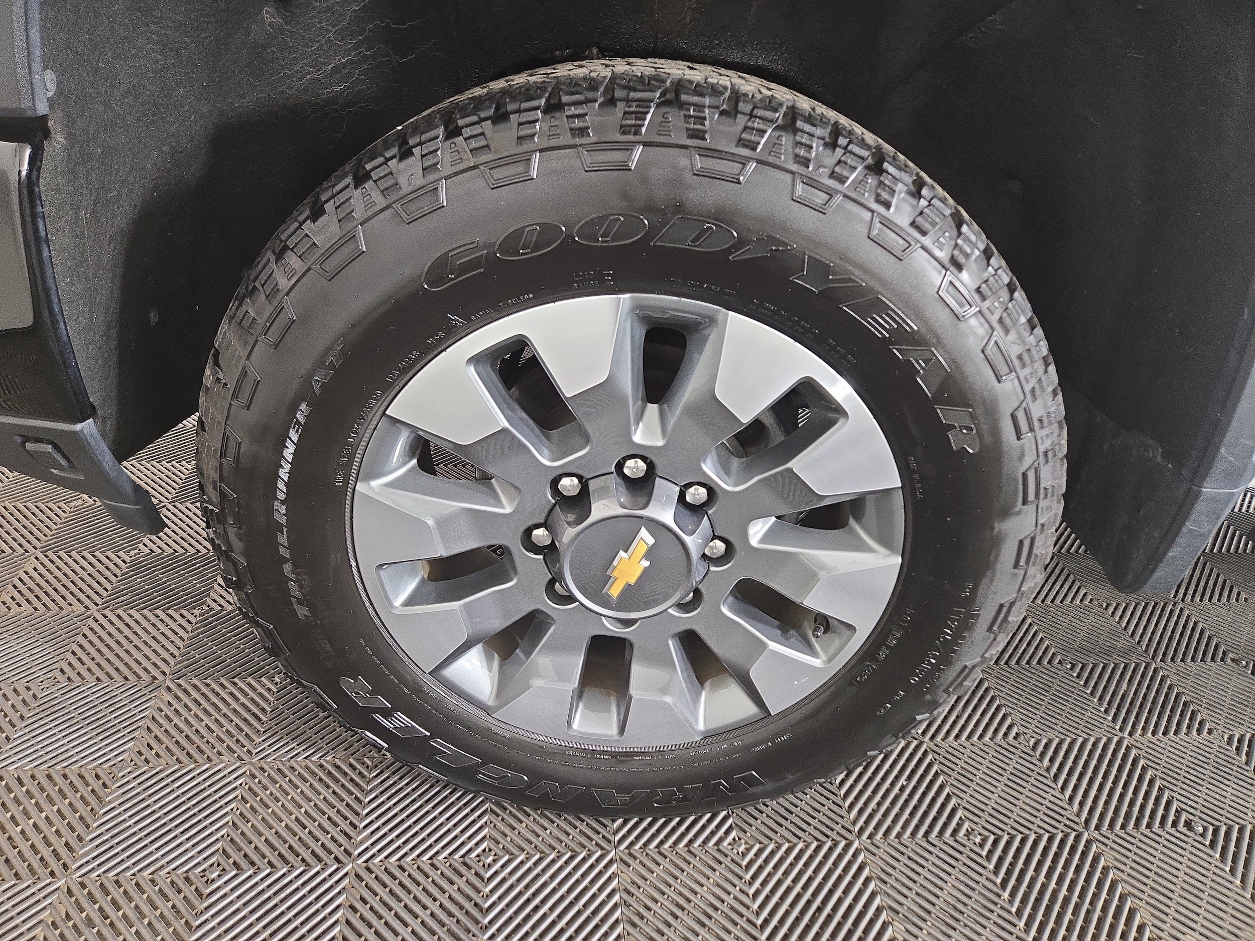 2025 Chevrolet Silverado 2500HD Custom - Photo 34