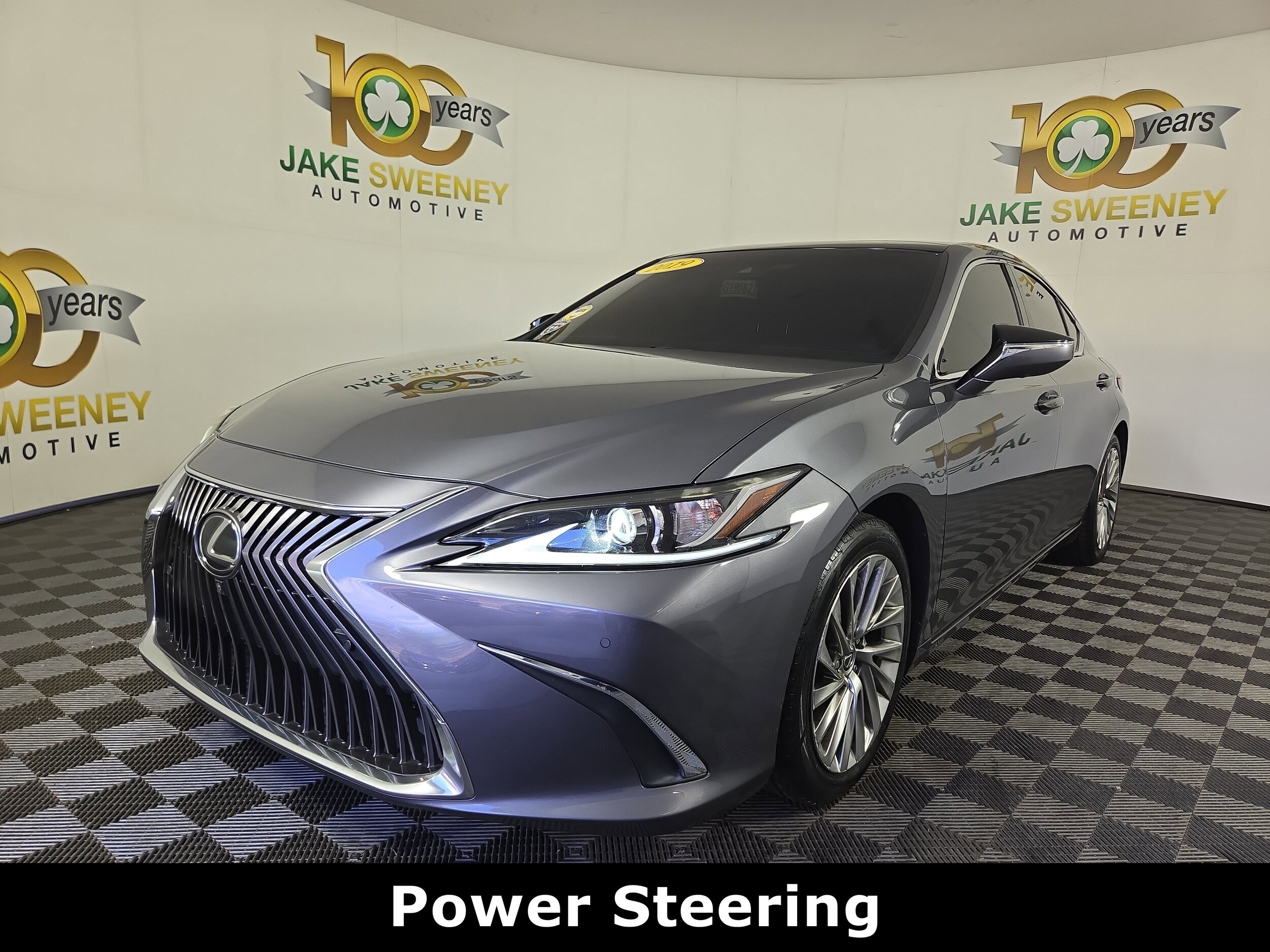 2019 Lexus ES 350 Luxury photo 3