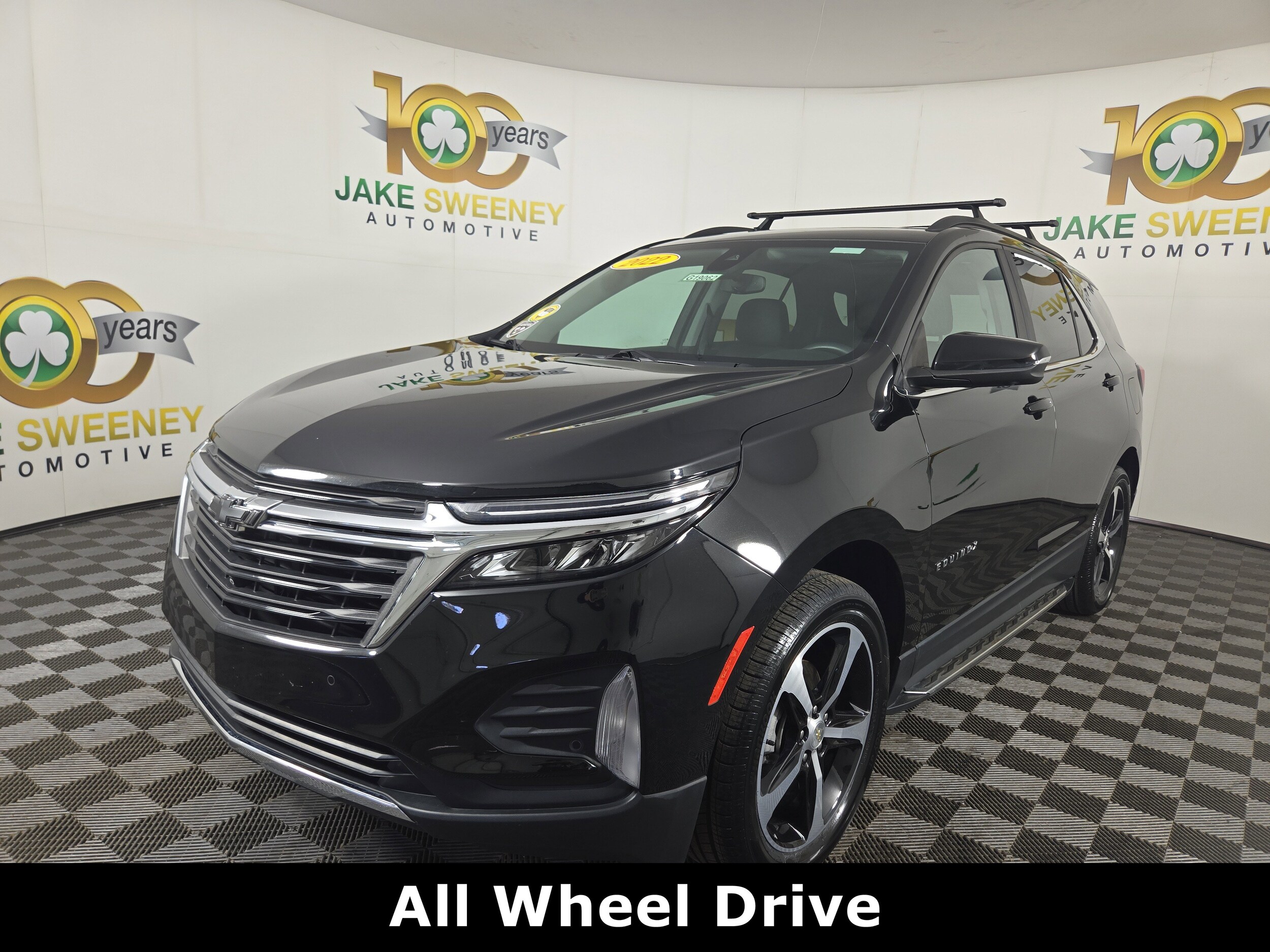 2022 Chevrolet Equinox LT photo 2