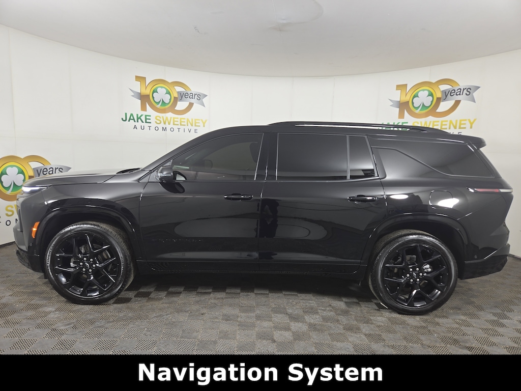 Used 2025 Chevrolet Traverse RS SUV