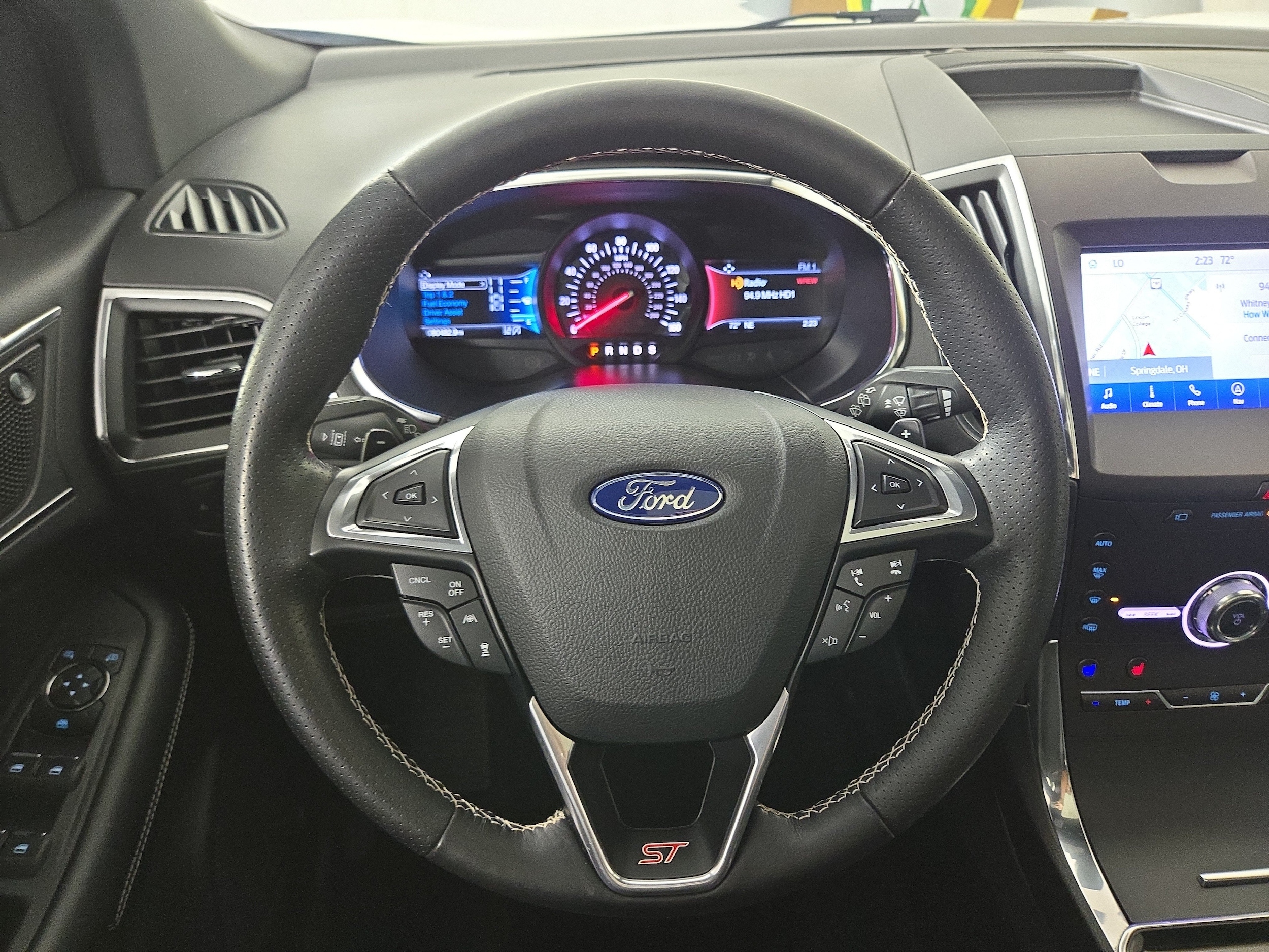 2020 Ford Edge ST - Photo 14