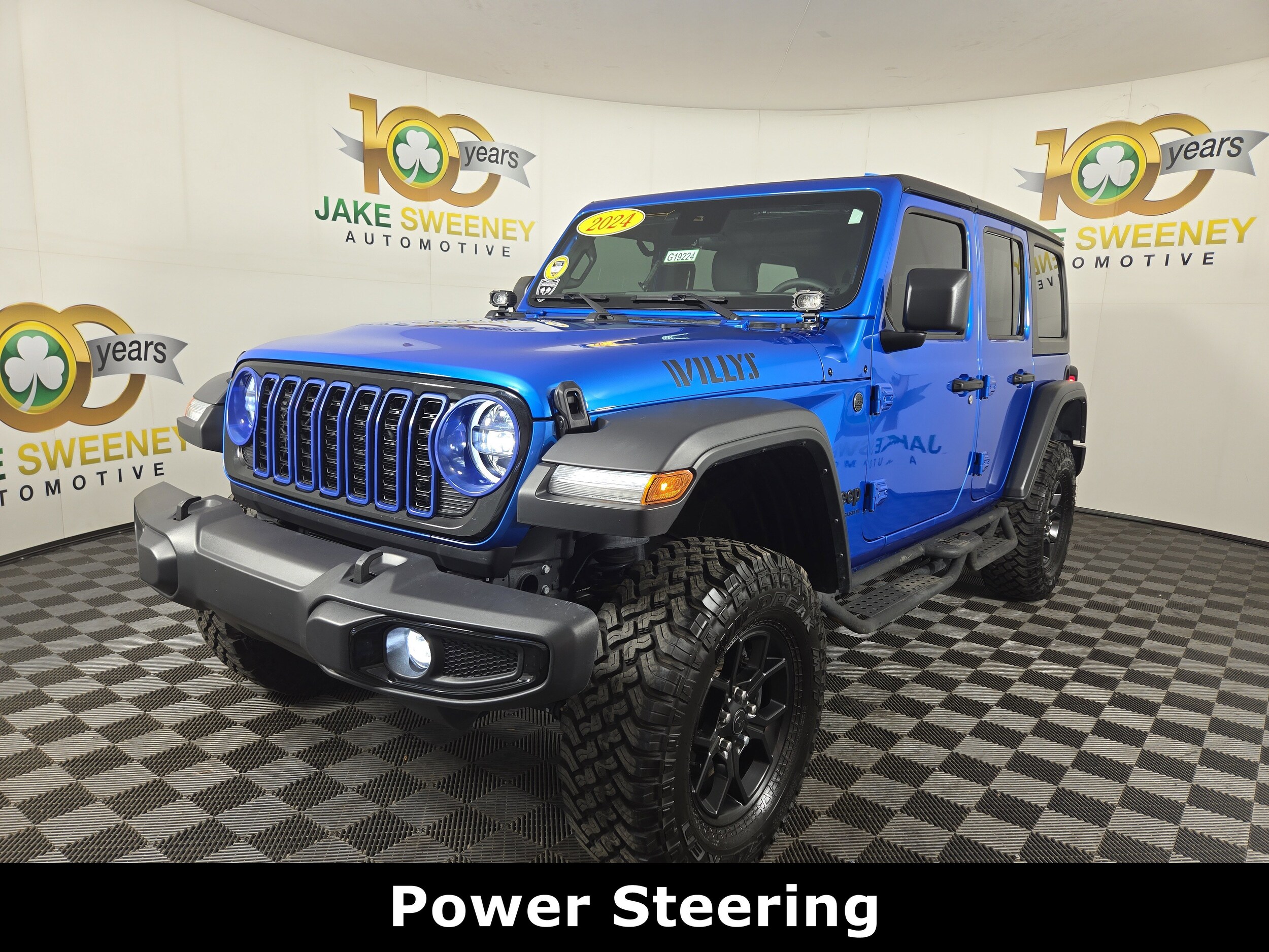 2024 Jeep Wrangler Willys photo 3