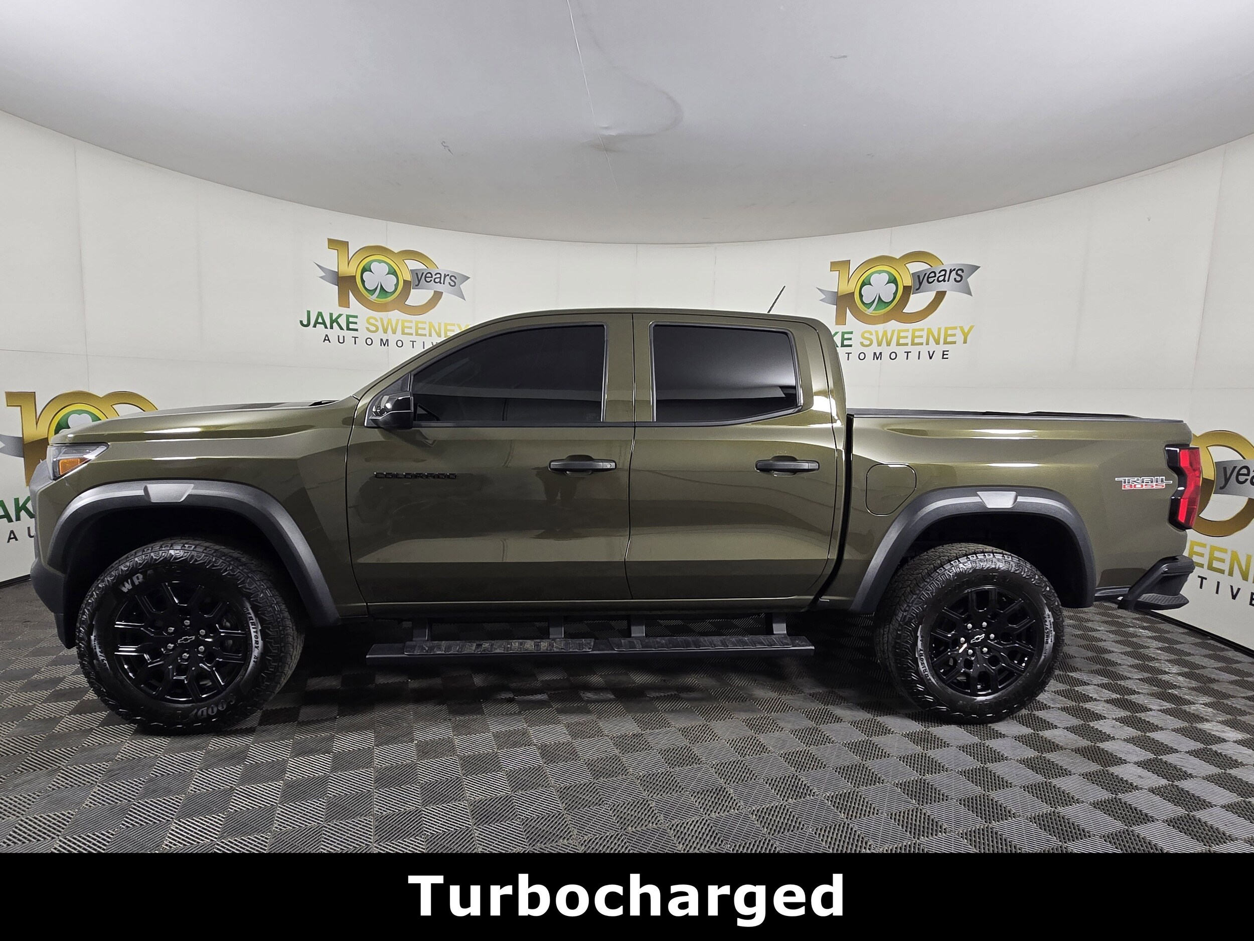 2024 Chevrolet Colorado Trail Boss photo 4