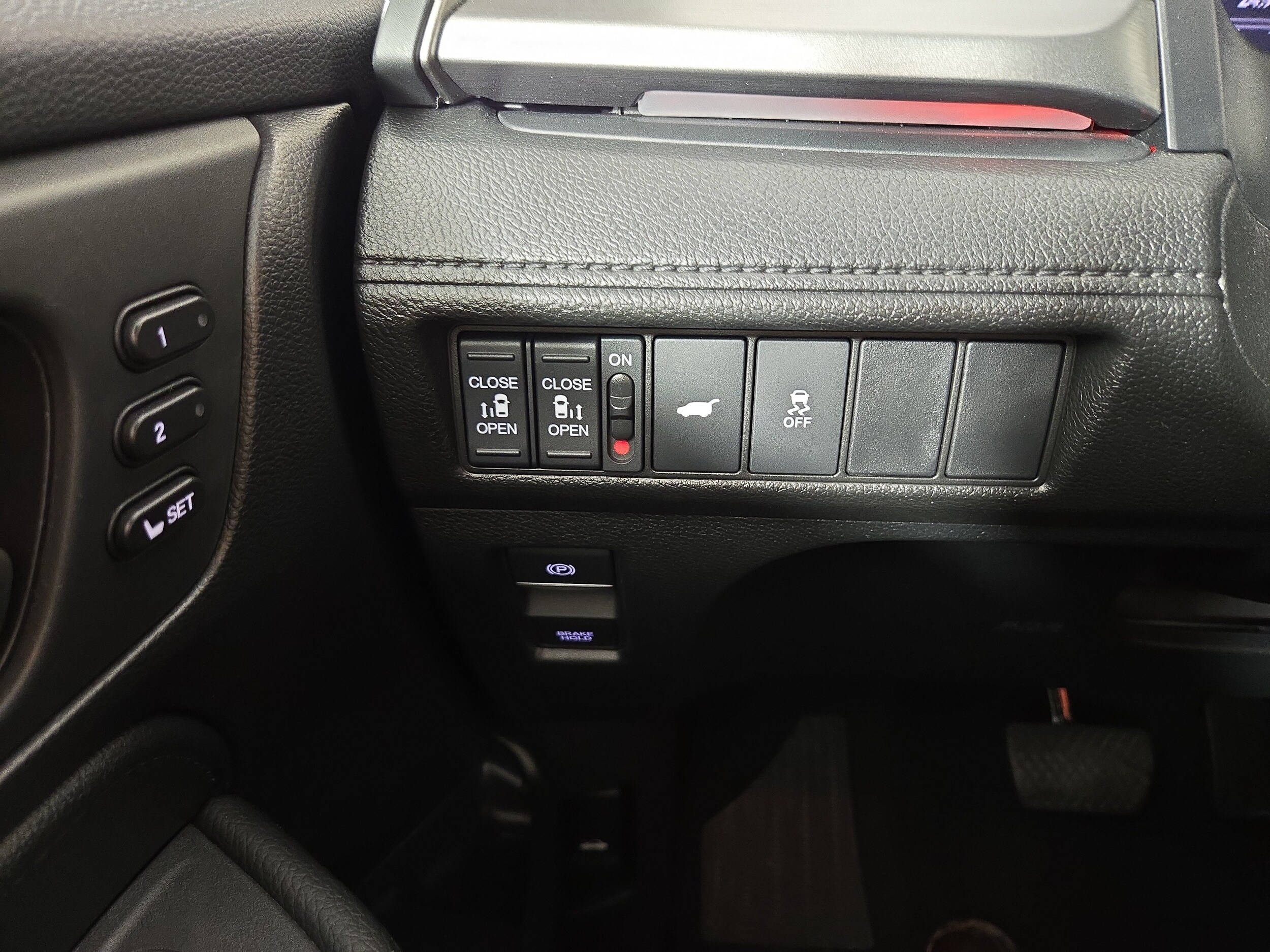 2025 Honda Odyssey Sport L - Photo 30