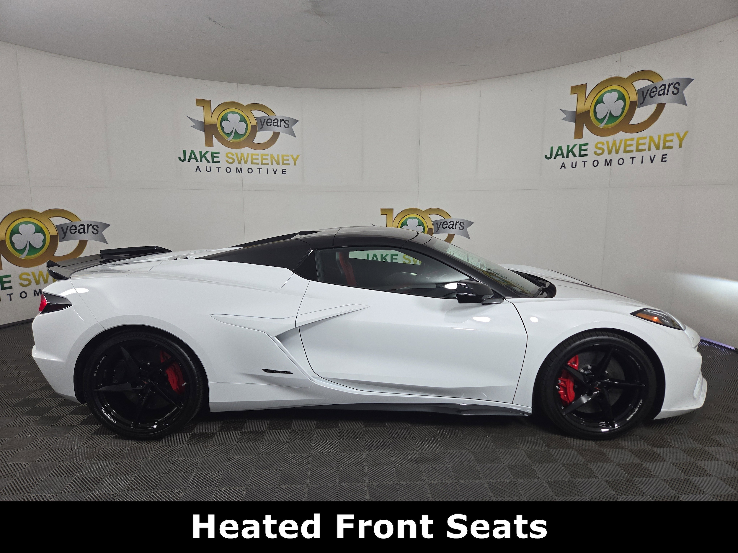 2025 Chevrolet Corvette 2LZ - Photo 9