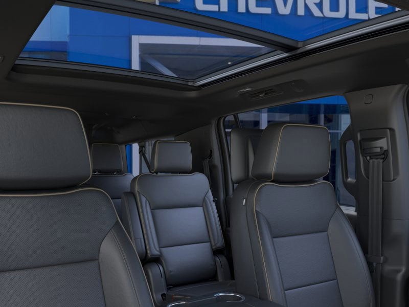 2025 Chevrolet Suburban Premier - Photo 25