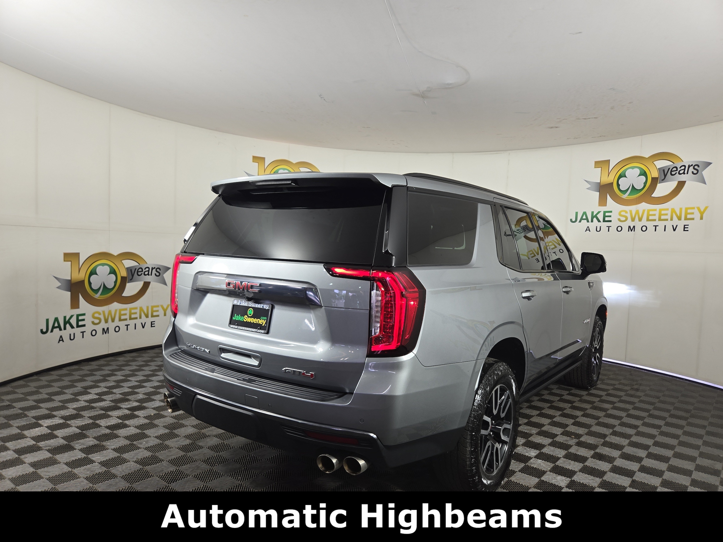 2023 GMC Yukon AT4 - Photo 9
