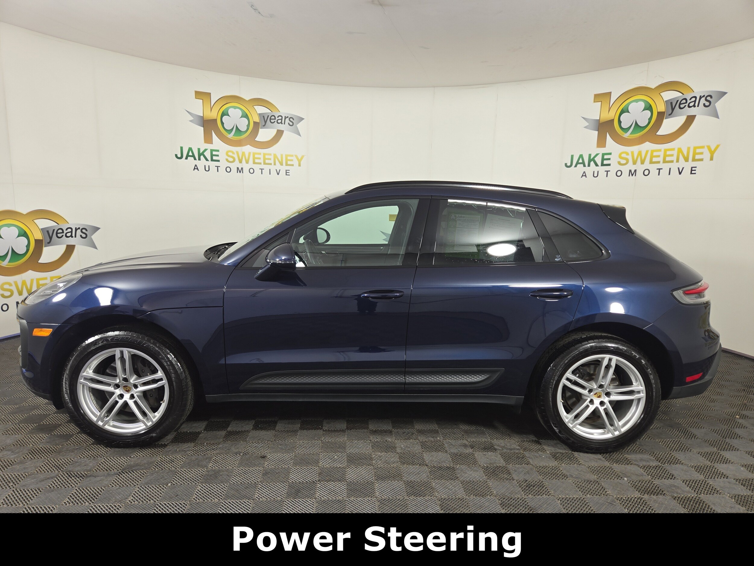 2022 Porsche Macan photo 4