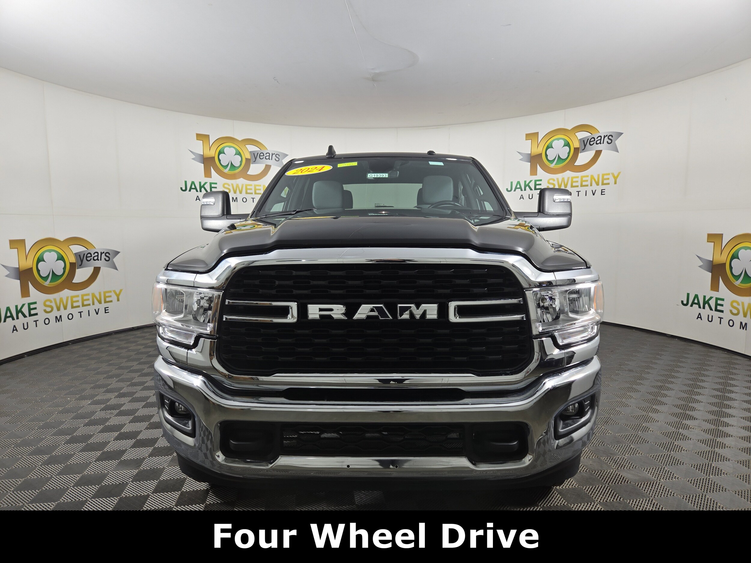 2024 Ram 2500 Big Horn photo 2