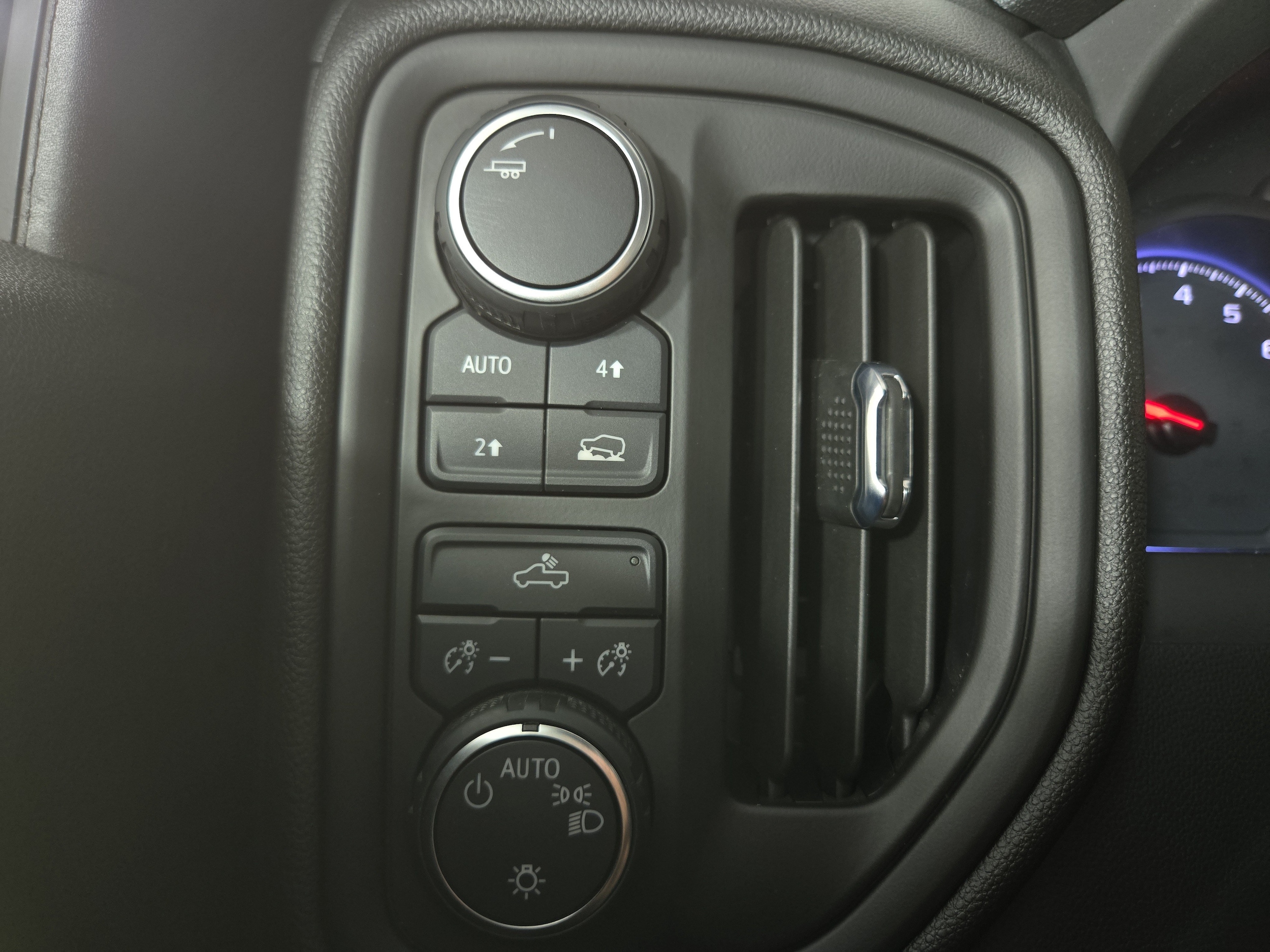 2022 Chevrolet Silverado 1500 Custom - Photo 26