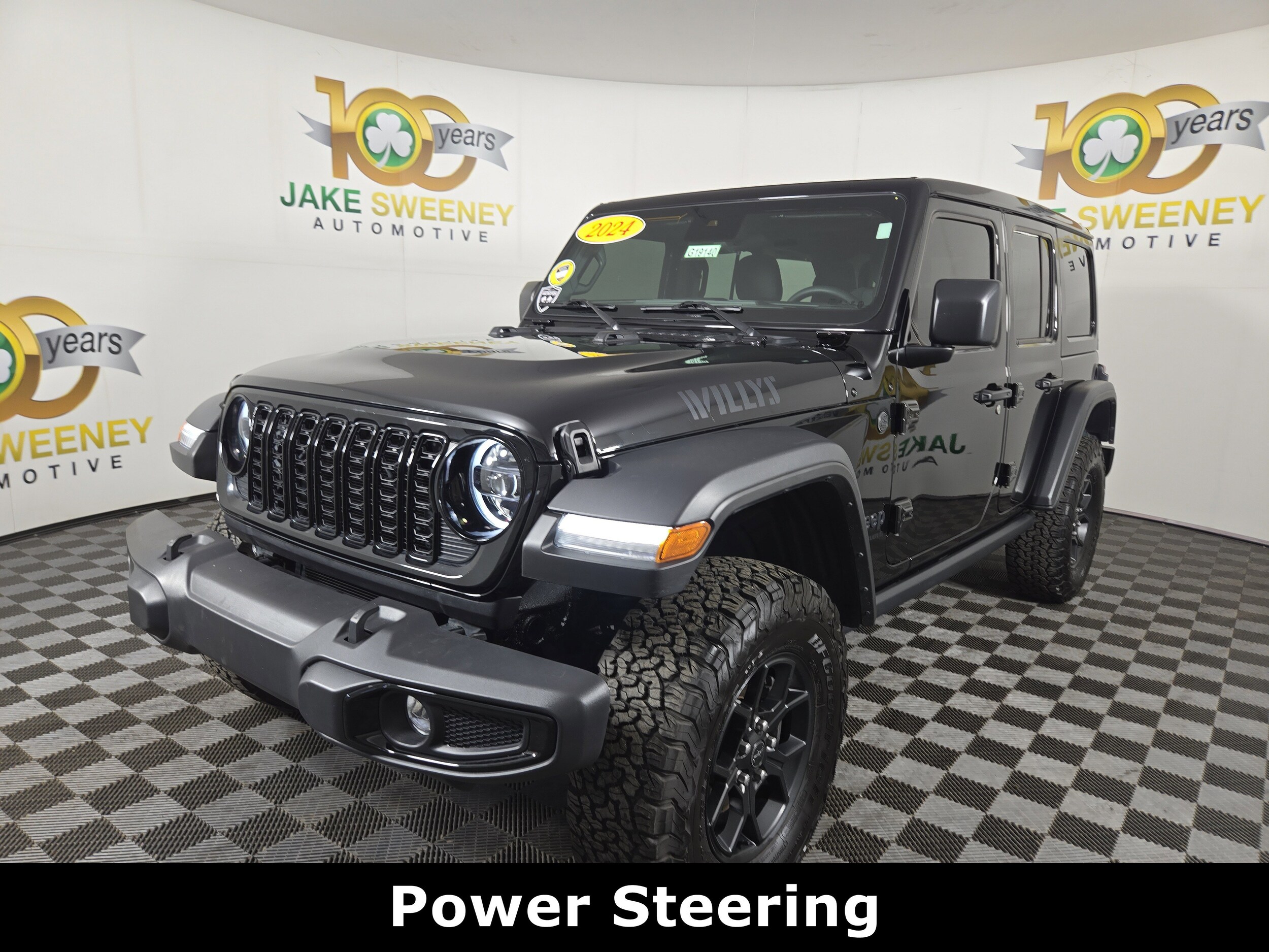 2024 Jeep Wrangler Willys photo 3