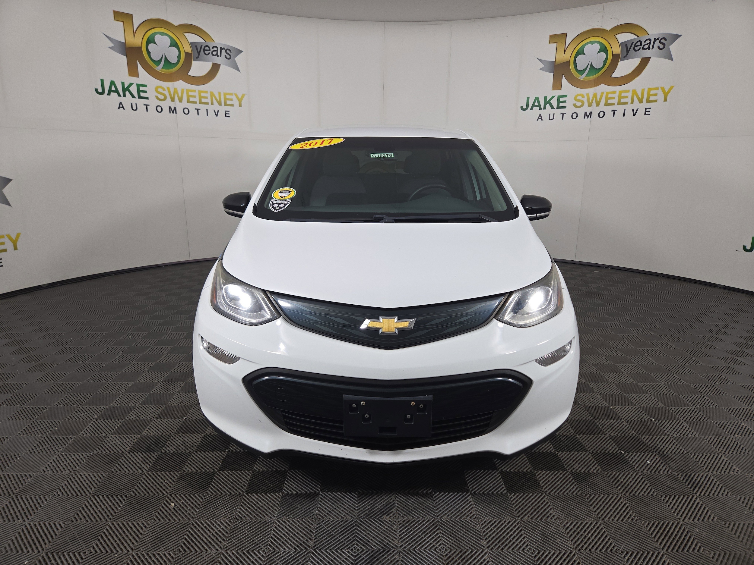 Used 2017 Chevrolet Bolt EV LT with VIN 1G1FW6S01H4189960 for sale in Cincinnati, OH