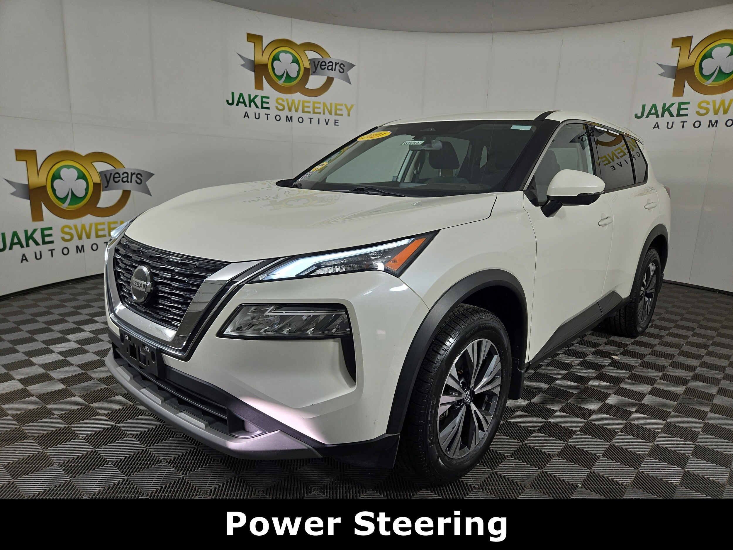2021 Nissan Rogue SV photo 2
