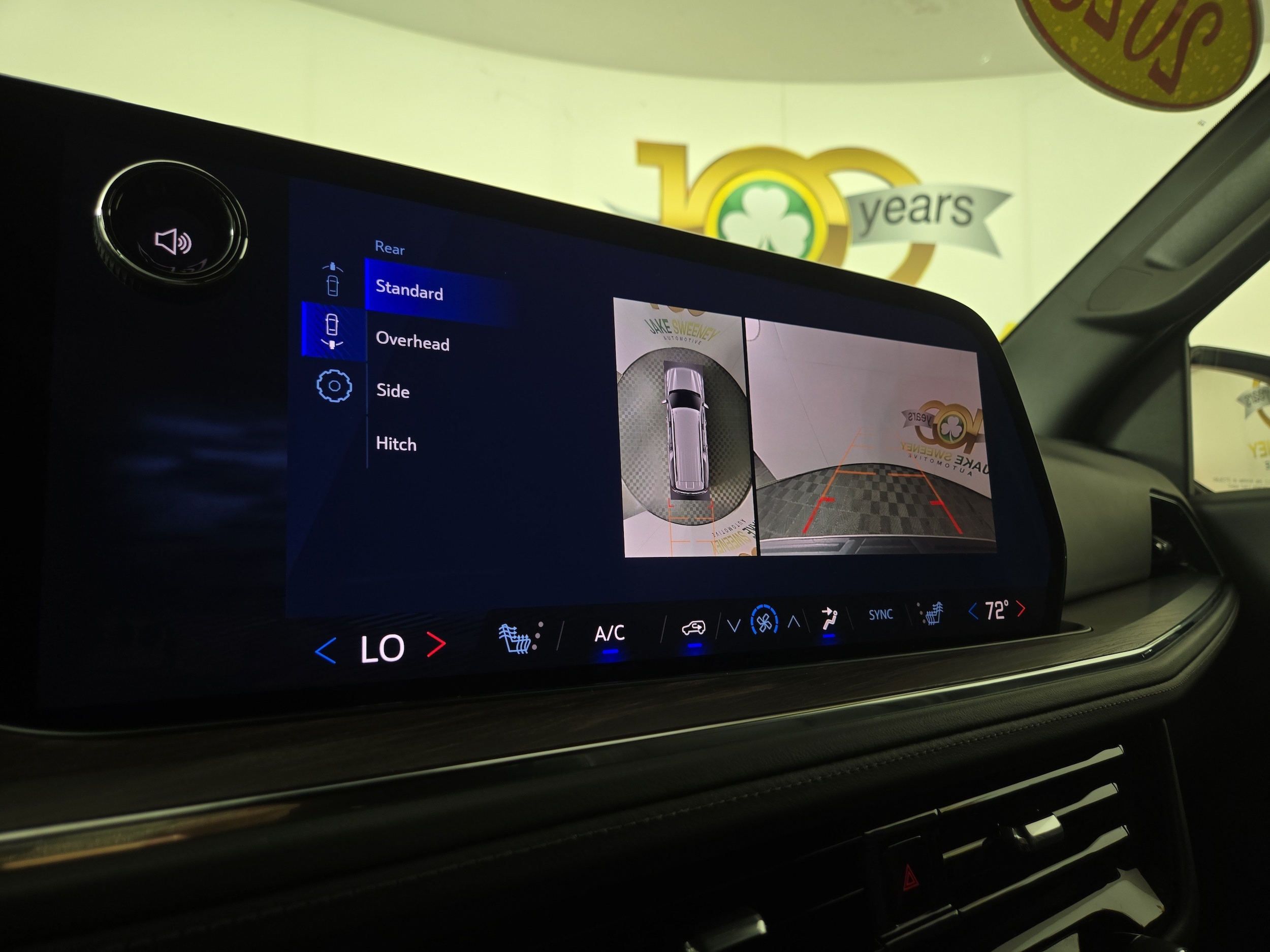 2025 Chevrolet Suburban Z71 - Photo 22