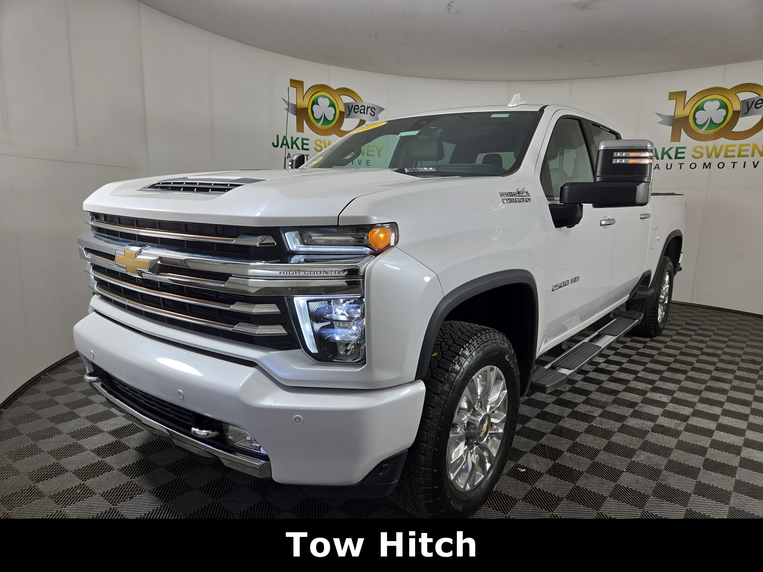 2023 Chevrolet Silverado 2500HD High Country photo 3