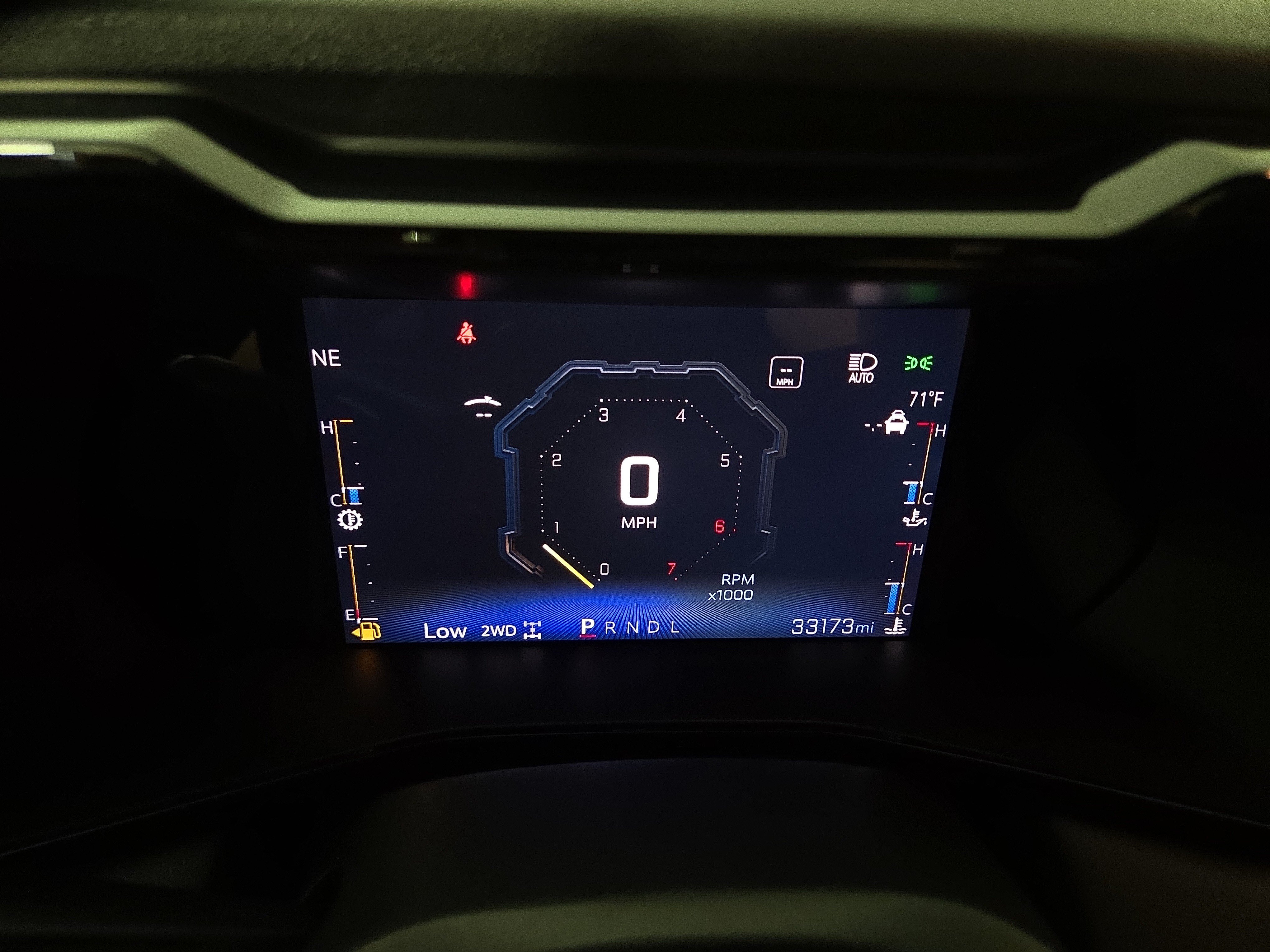 2023 Chevrolet Colorado LT - Photo 17
