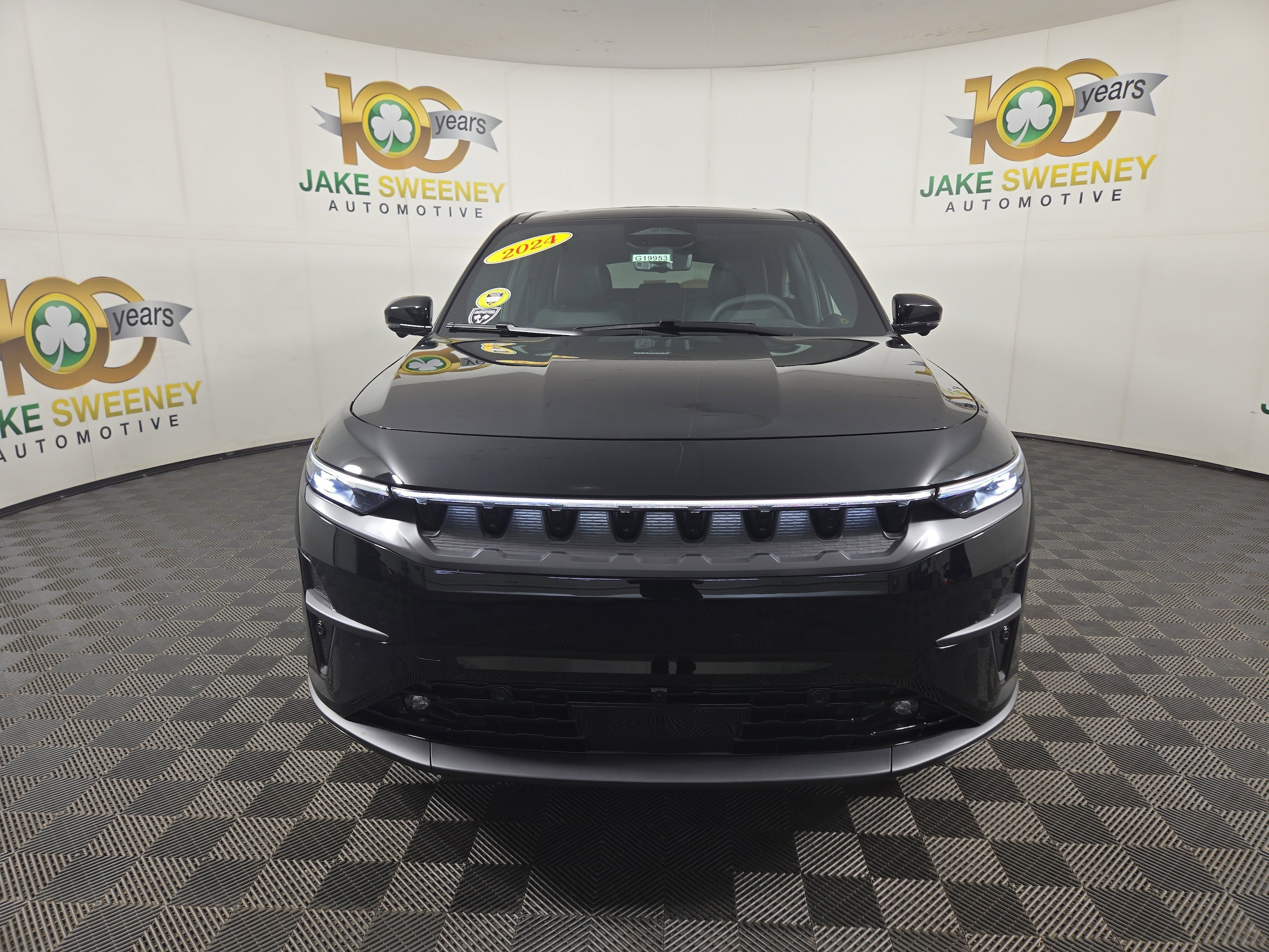 Used 2024 Jeep Wagoneer S Launch Edition with VIN 3C4RJNAKXRT178077 for sale in Cincinnati, OH