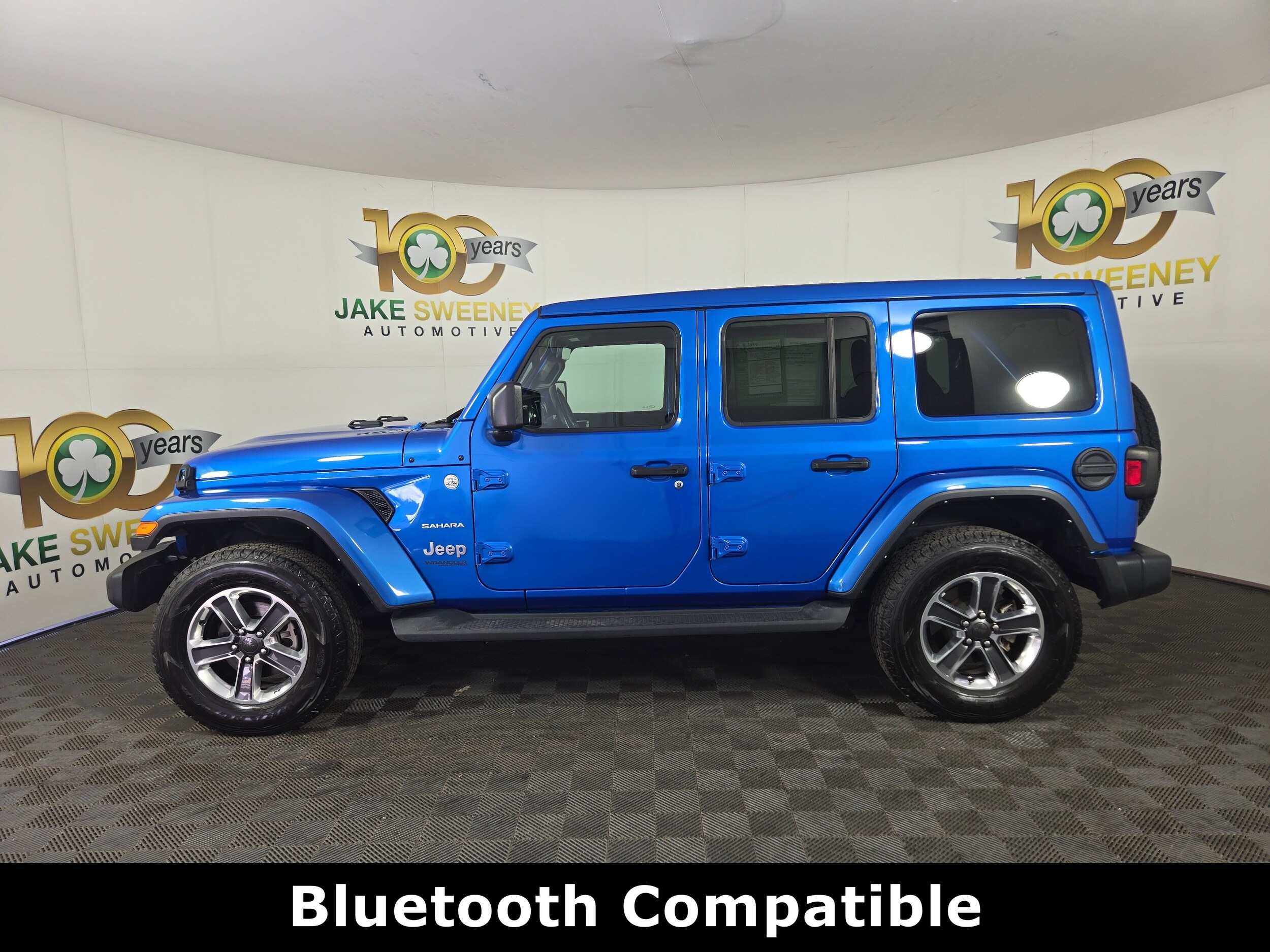 2021 Jeep Wrangler Unlimited Sahara photo 3