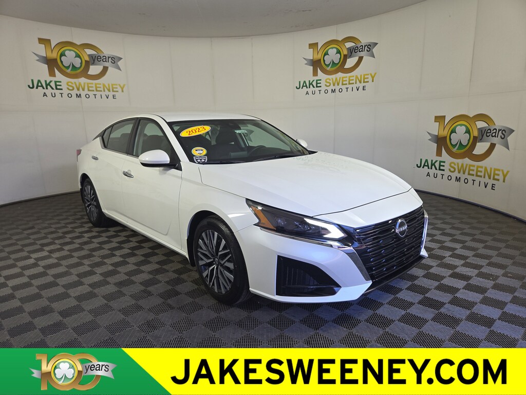Used 2023 Nissan Altima SV FWD Sedan