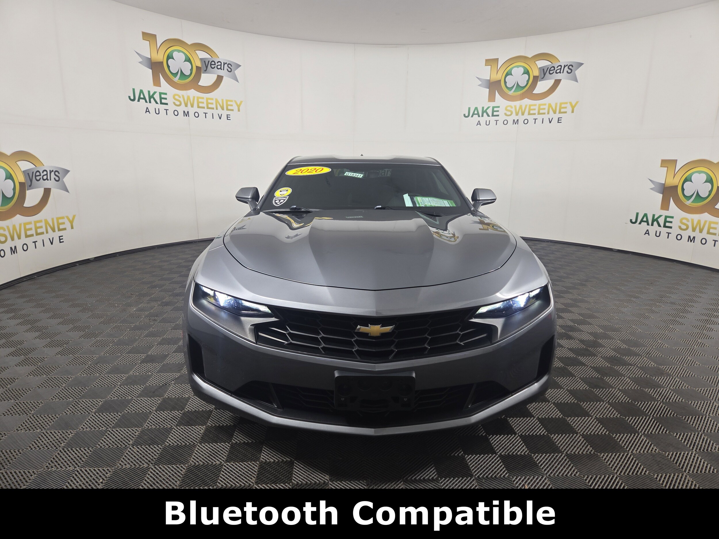 2020 Chevrolet Camaro 1LT photo 2