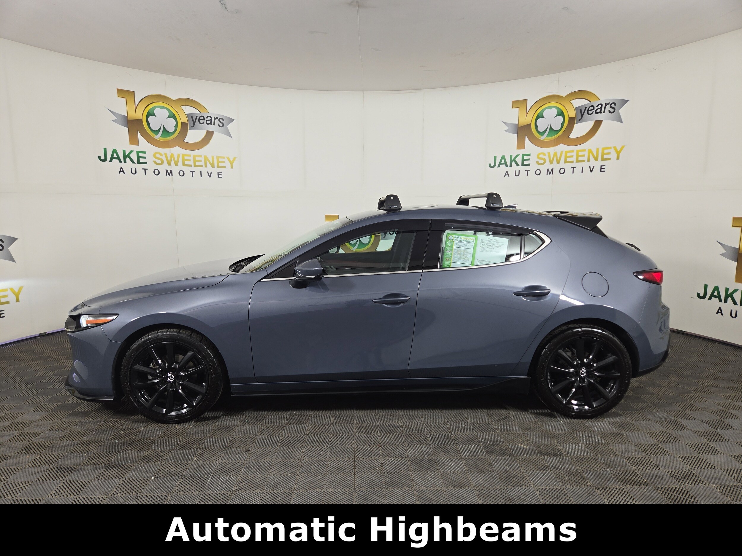 2023 Mazda Mazda3 Hatchback 2.5 s Premium photo 3