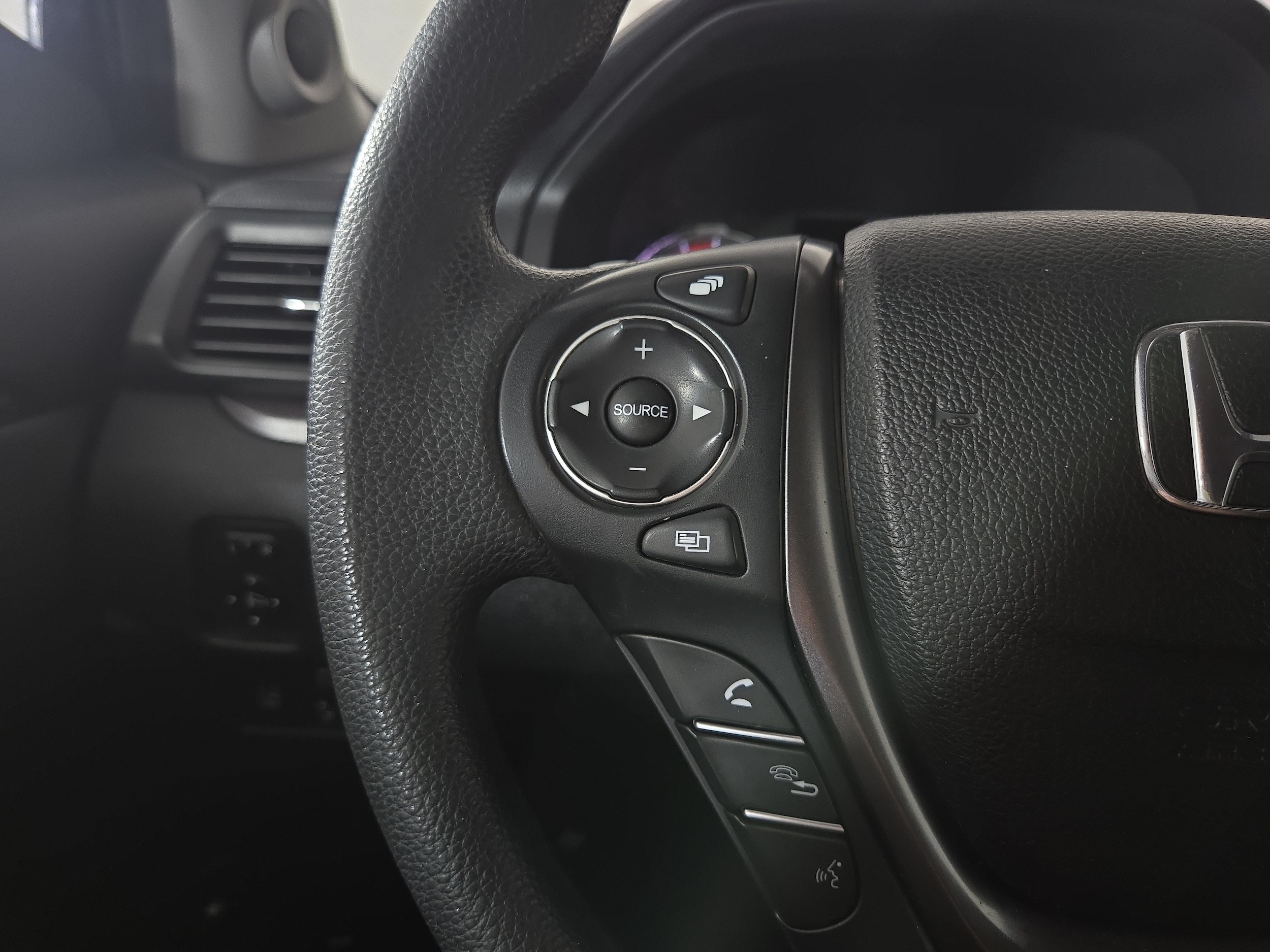 2023 Honda Ridgeline Sport - Photo 15