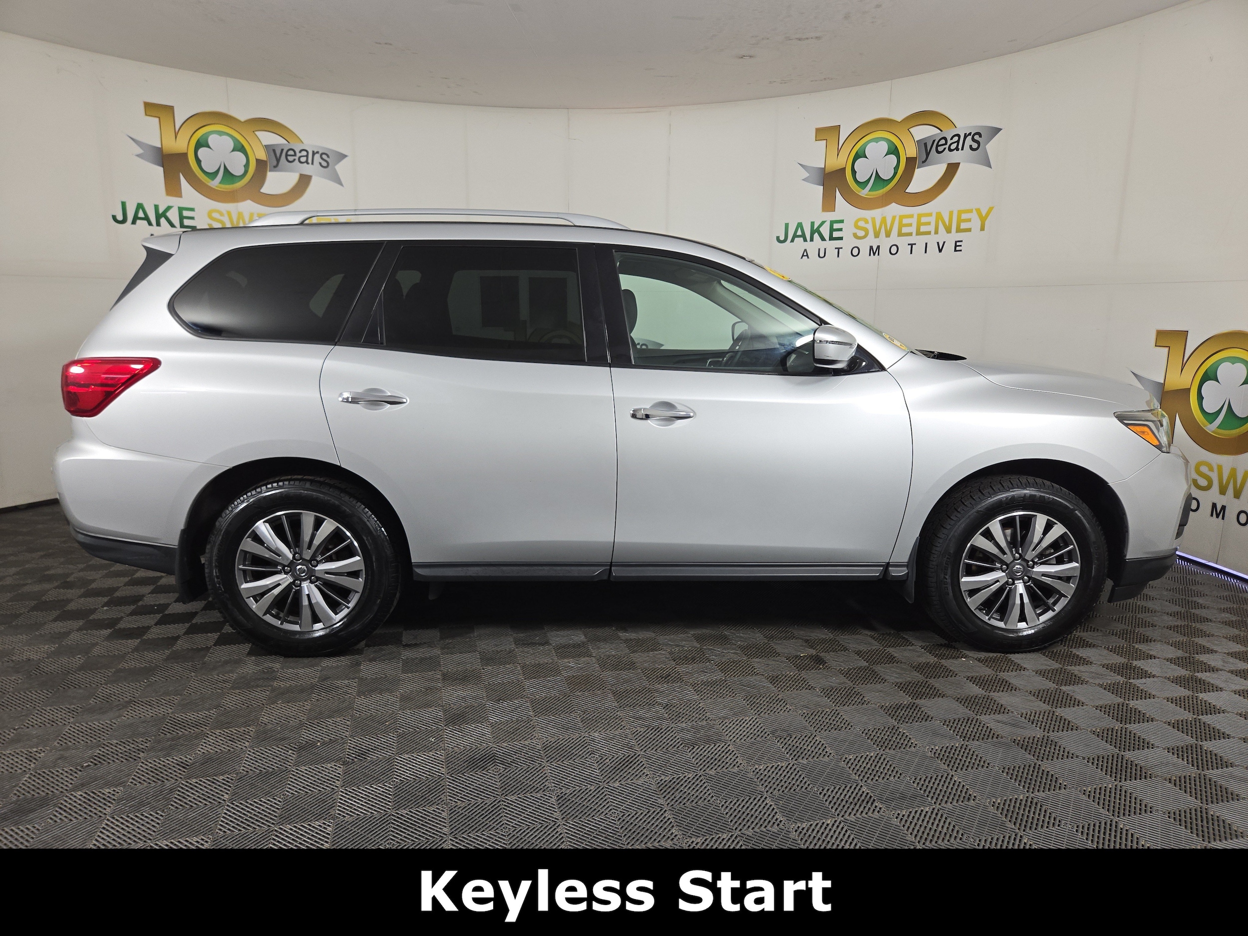 2020 Nissan Pathfinder S - Photo 10