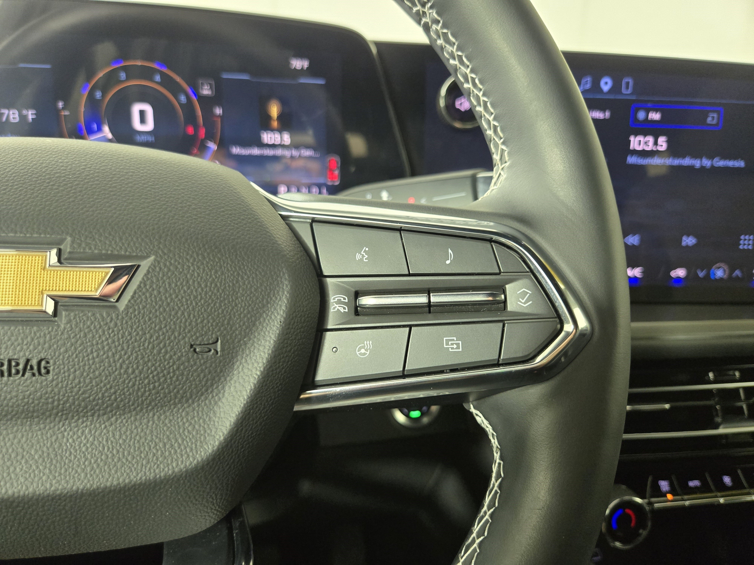 2024 Chevrolet Traverse LS - Photo 17