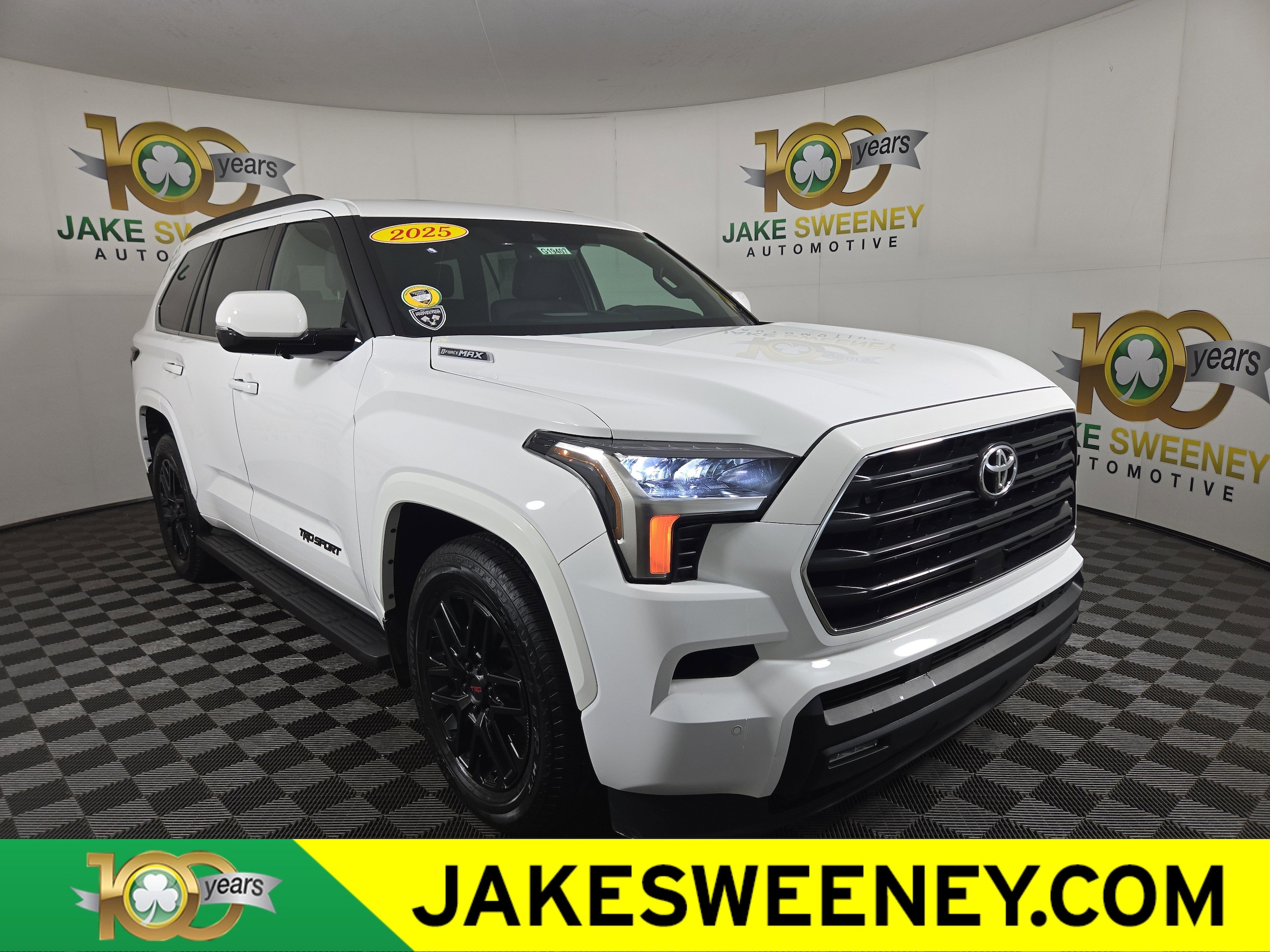 2025 Toyota Sequoia SR5's photo