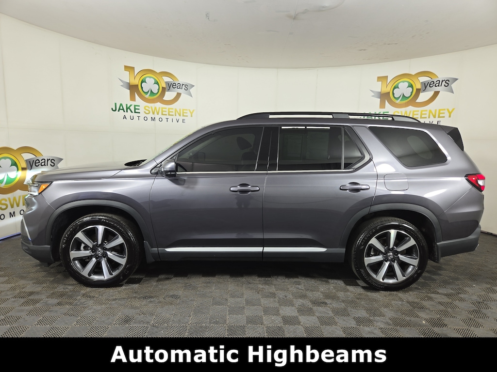 Used 2025 Honda Pilot Elite SUV