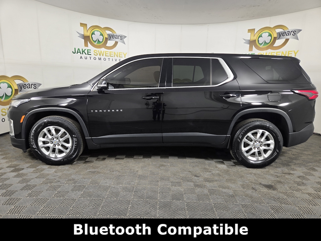 Used 2023 Chevrolet Traverse LS SUV