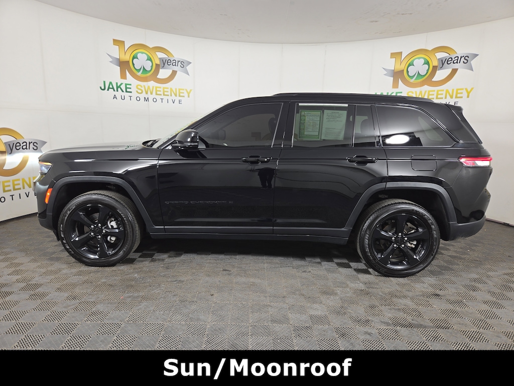 Used 2024 Jeep Grand Cherokee Altitude X 4x4 SUV